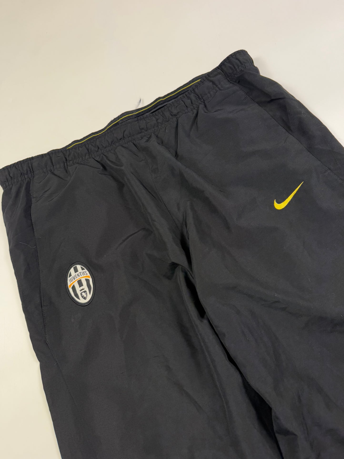 Vintage Juventus 2008/09 Nike track pants (L)