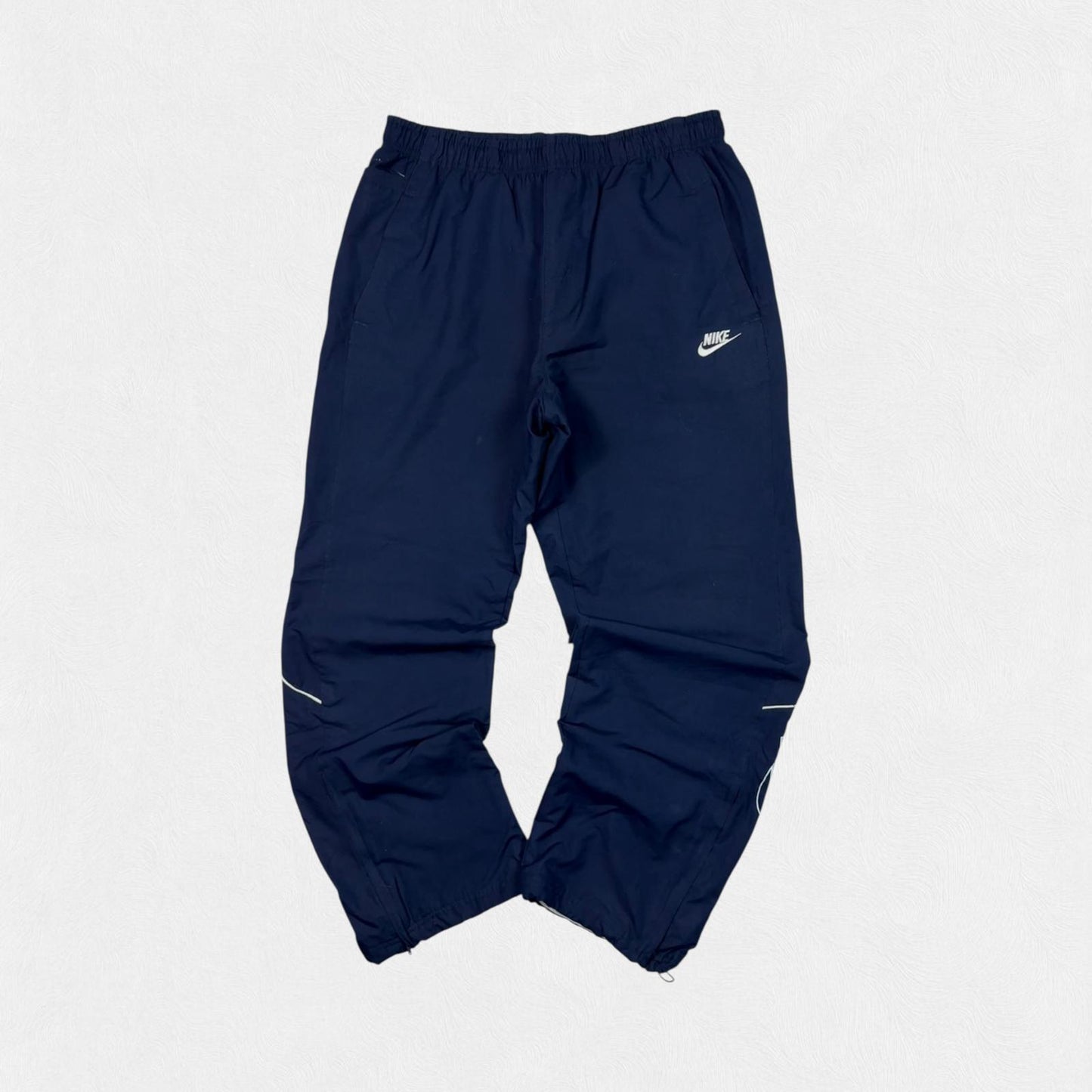 Vintage Nike baggy track pants (L)