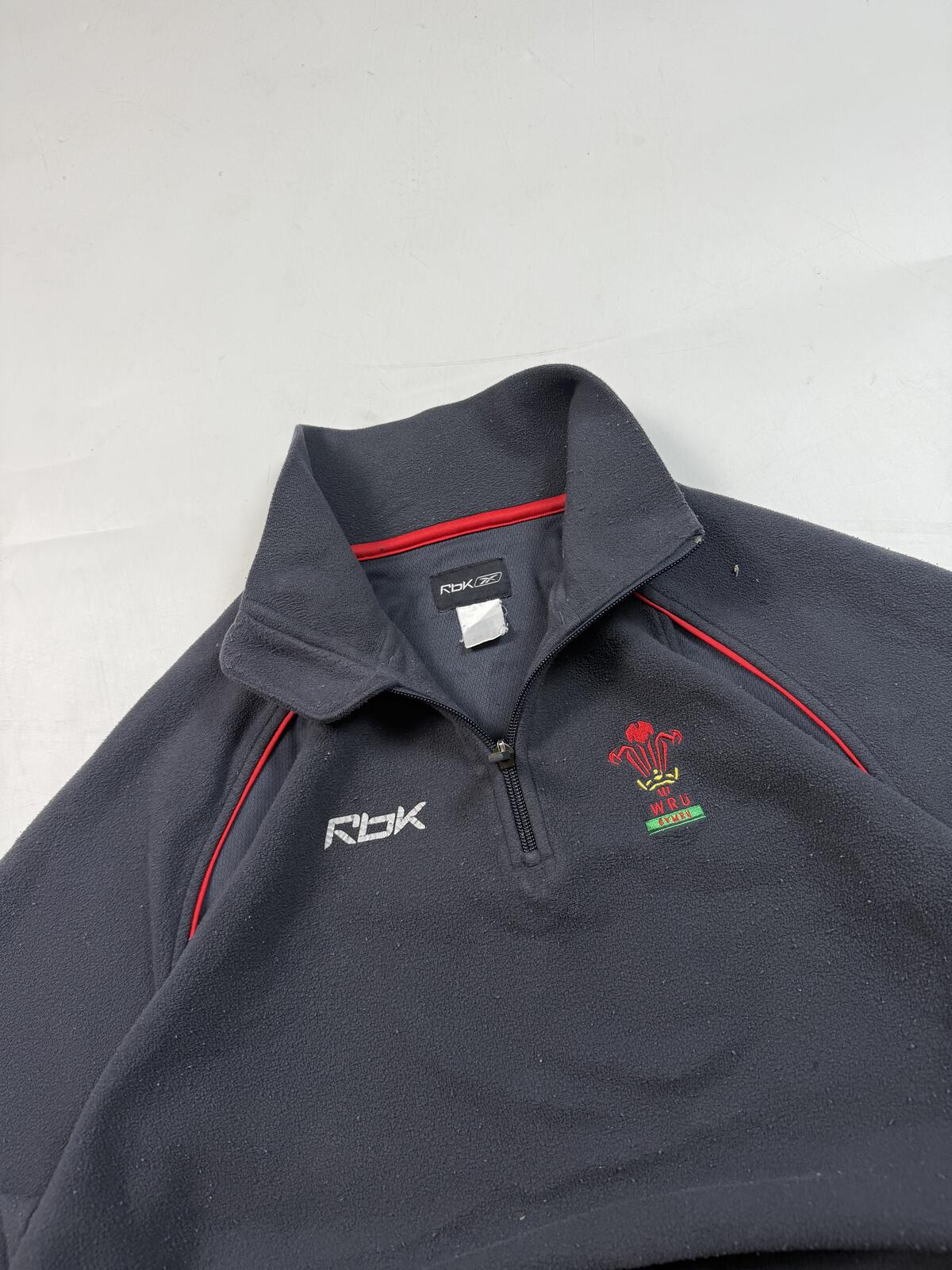 Vintage Wales rugby union 2005-07 Reebok 1/4 zip fleece (XL)