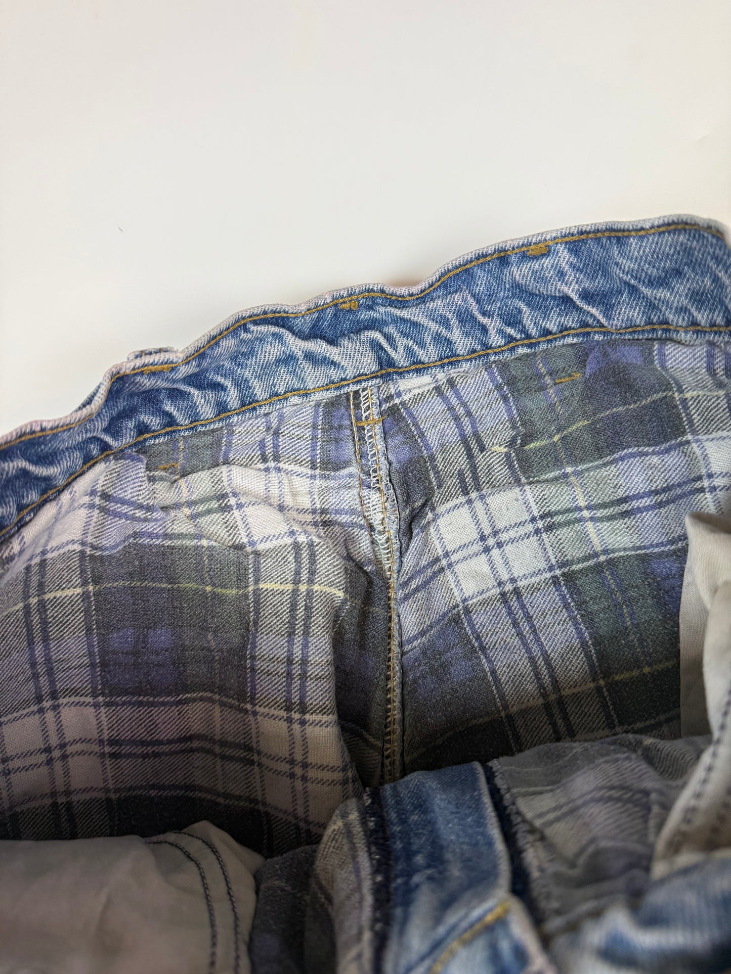 Vintage Carhartt fleece lined denim jeans (W30)