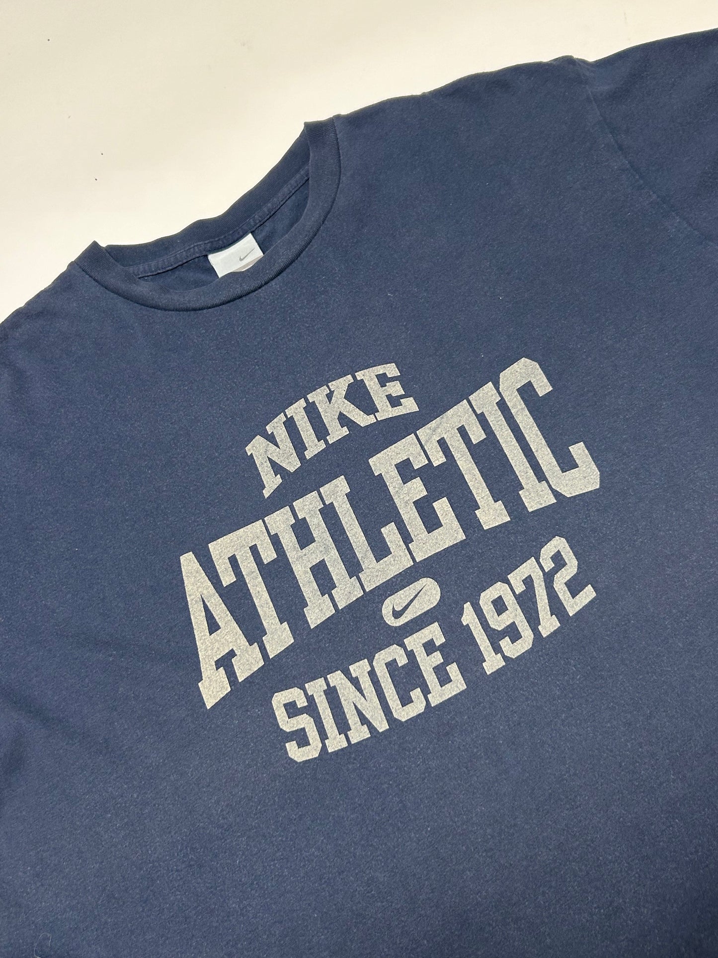 Vintage Nike athletic graphic tee (XL)