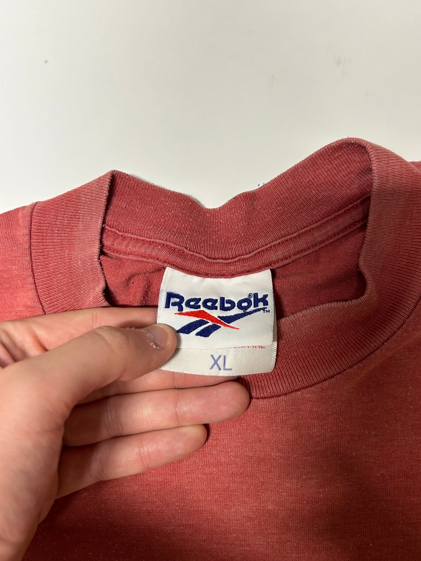 Vintage 90s Reebok spell out tee (XL)
