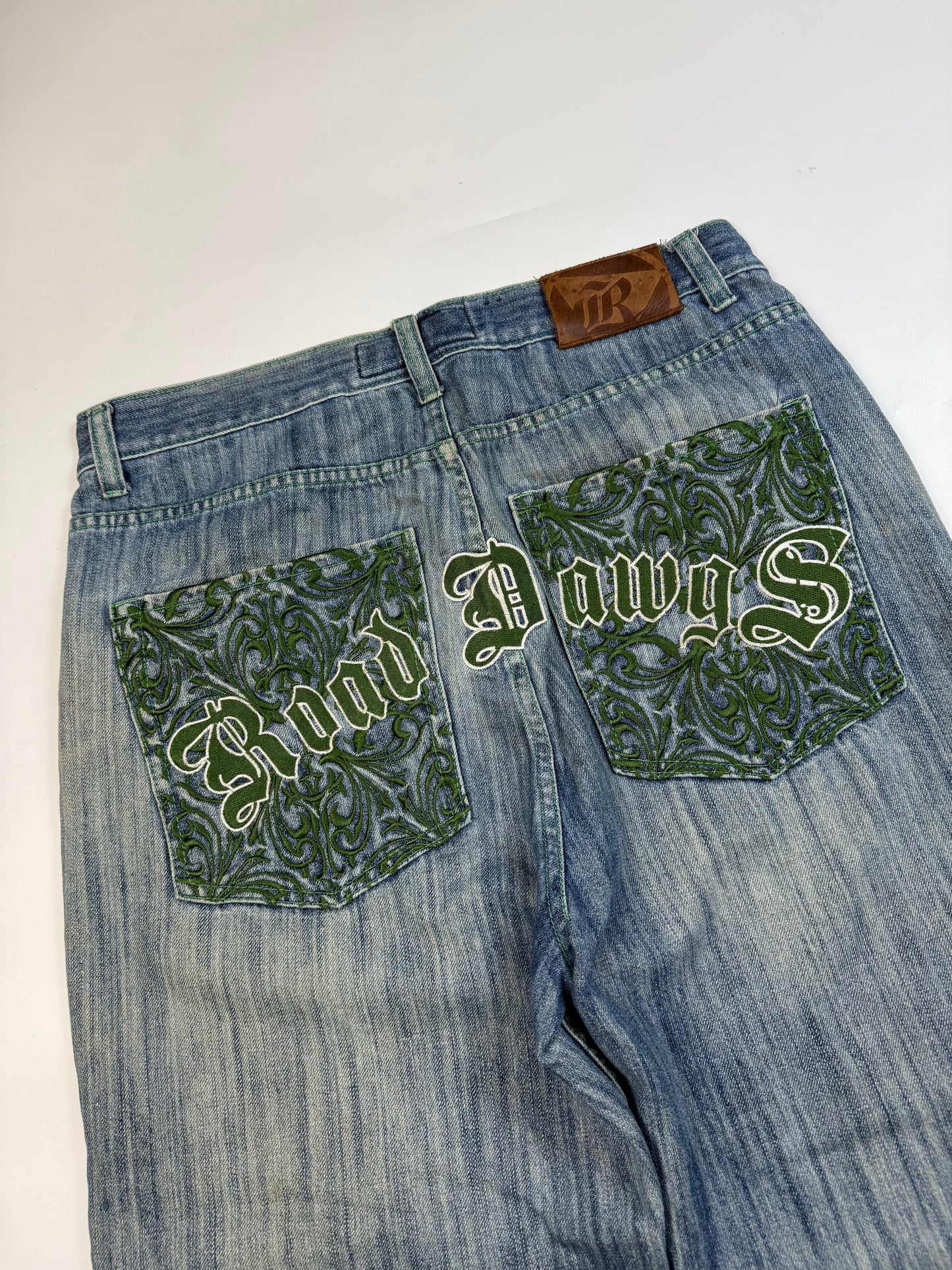 Vintage Y2K baggy hip hop jeans (W38)