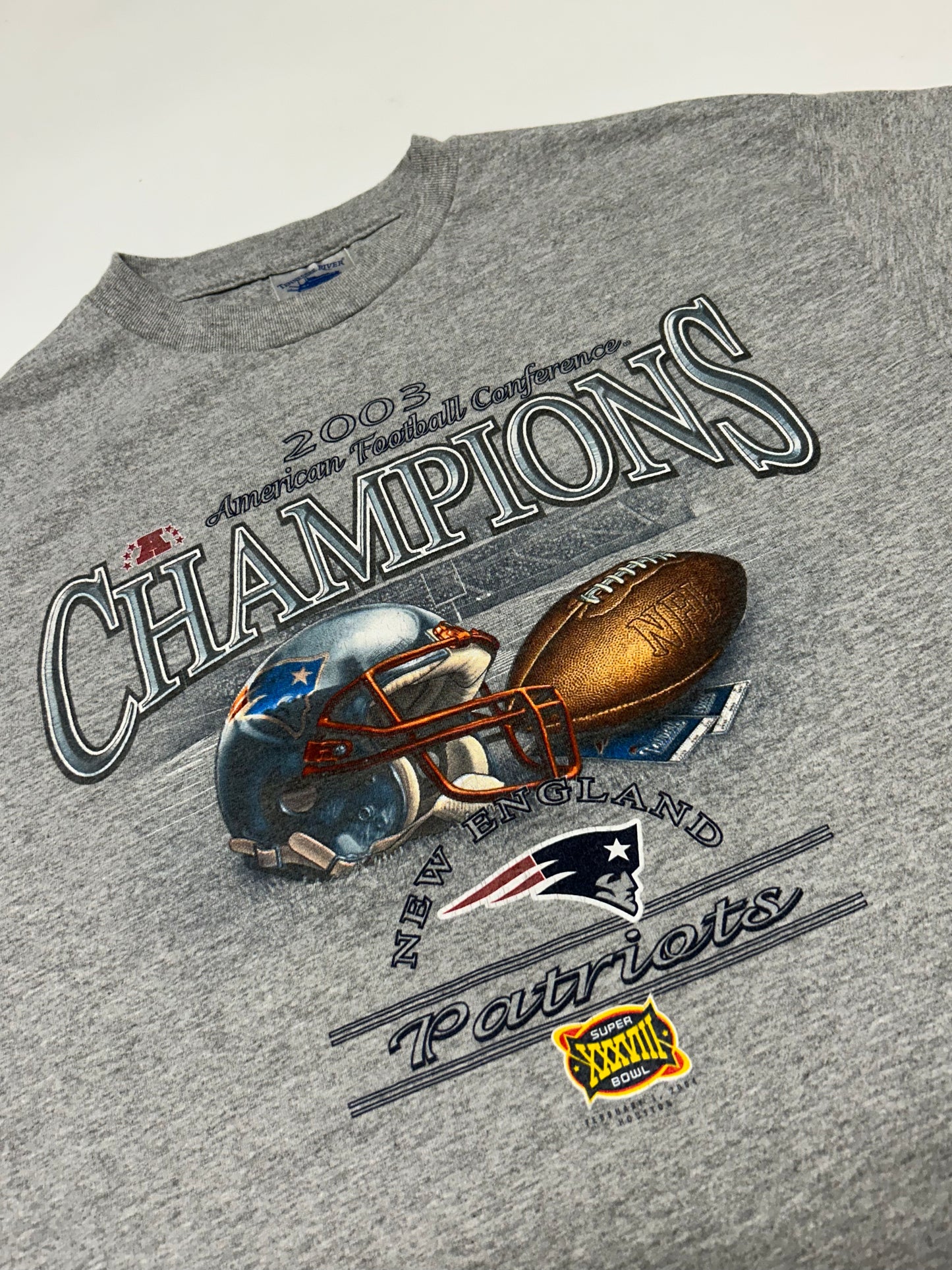 Vintage New England patriots champions tee (M)