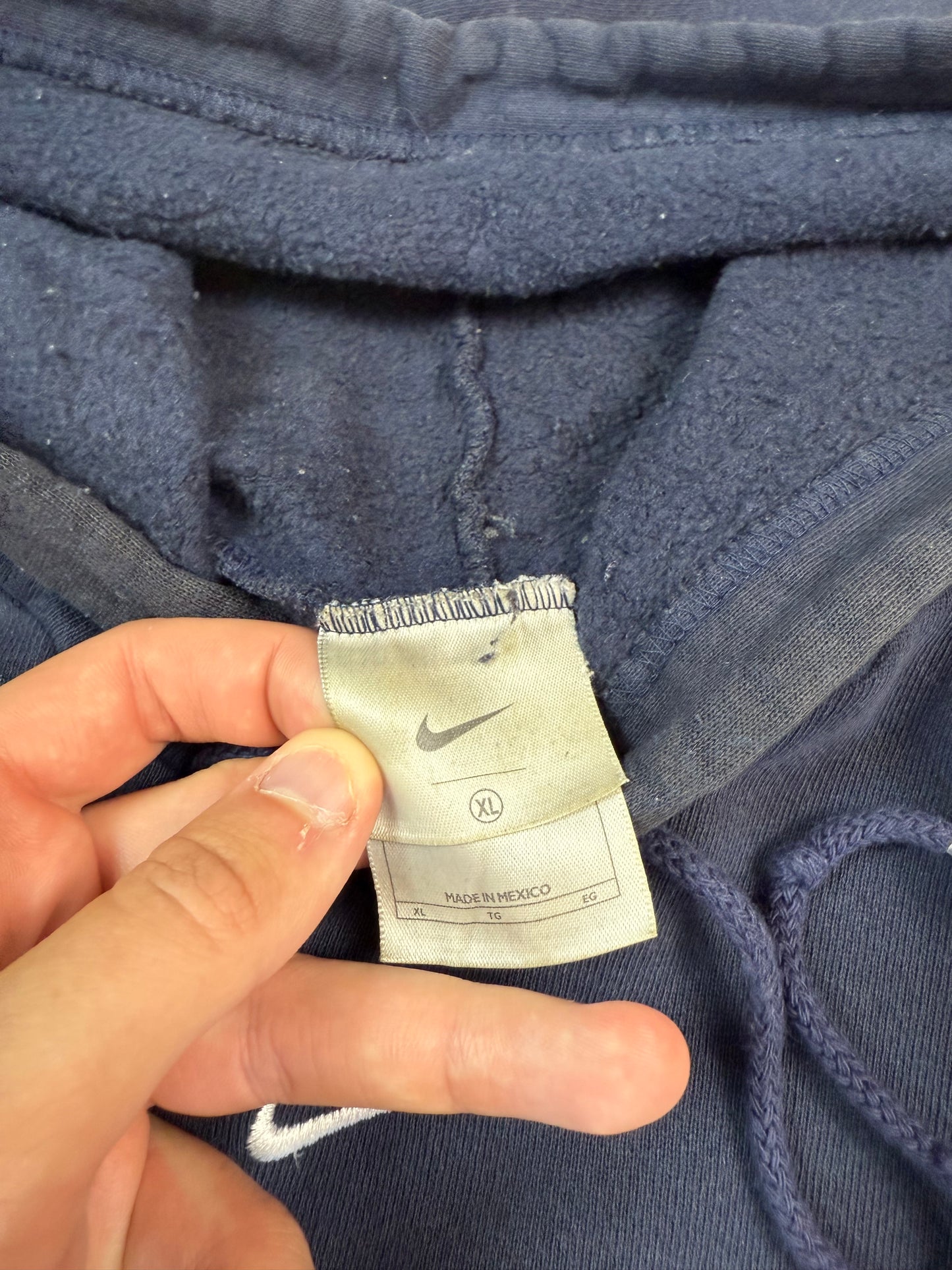 Vintage Nike centre swoosh hoodie (XL)