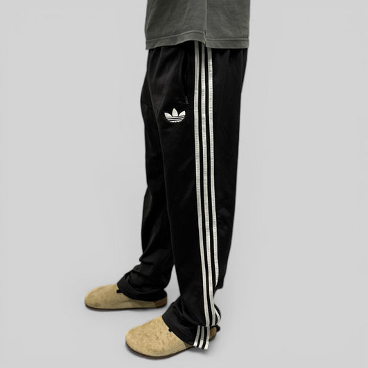 Vintage Adidas originals baggy track pants (L)