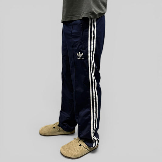 Vintage 90s adidas originals baggy track pants (M)
