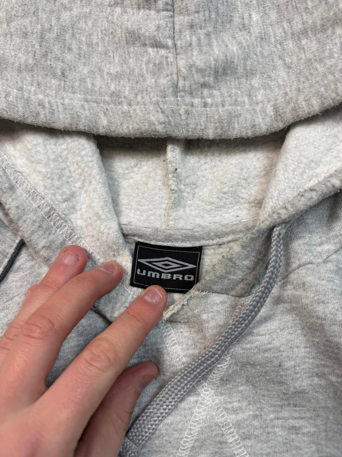Vintage Umbro small logo hoodie (L)