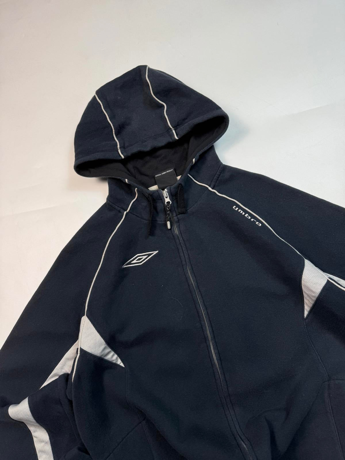 Vintage Umbro zip up hoodie (L)