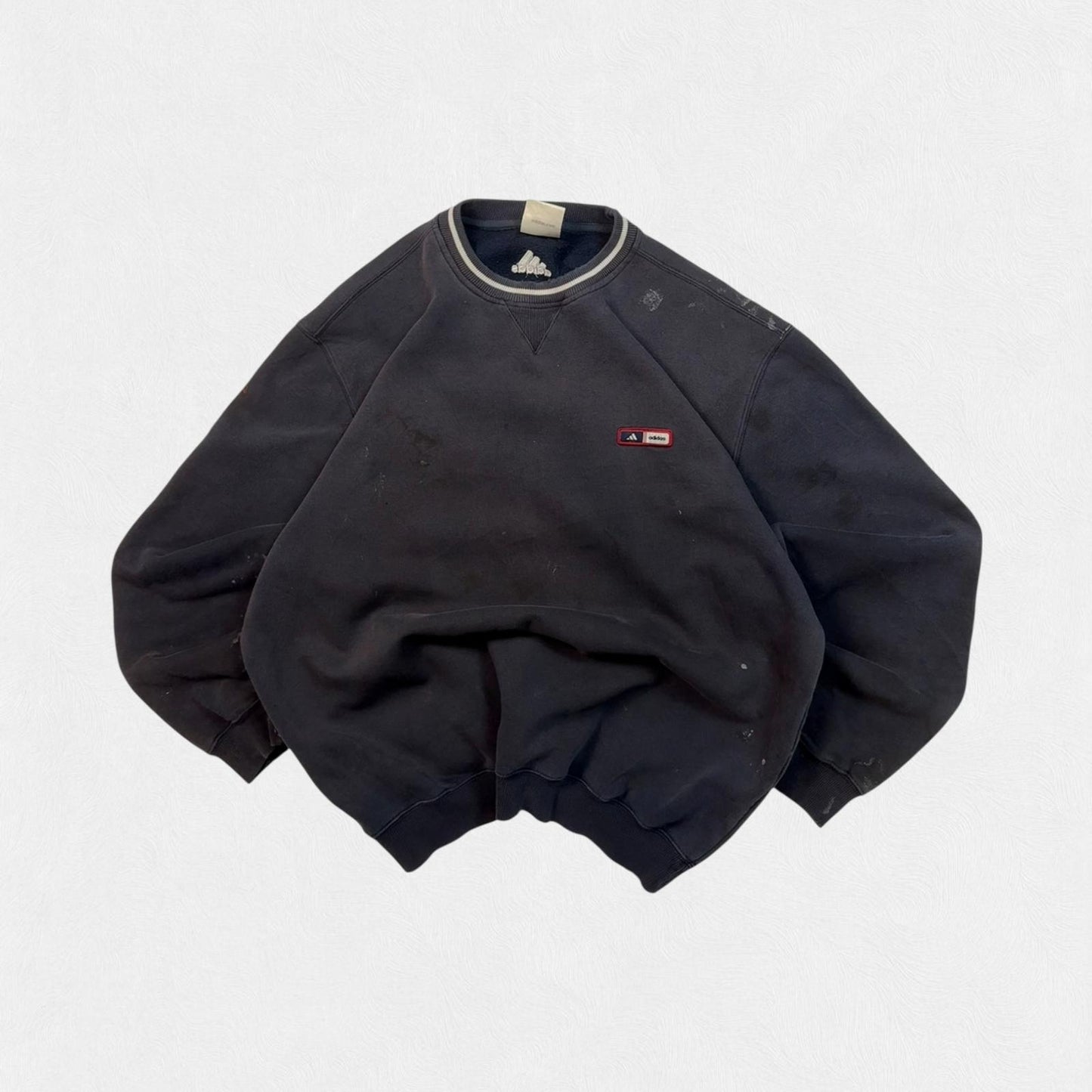 Vintage adidas small logo sweatshirt (L)