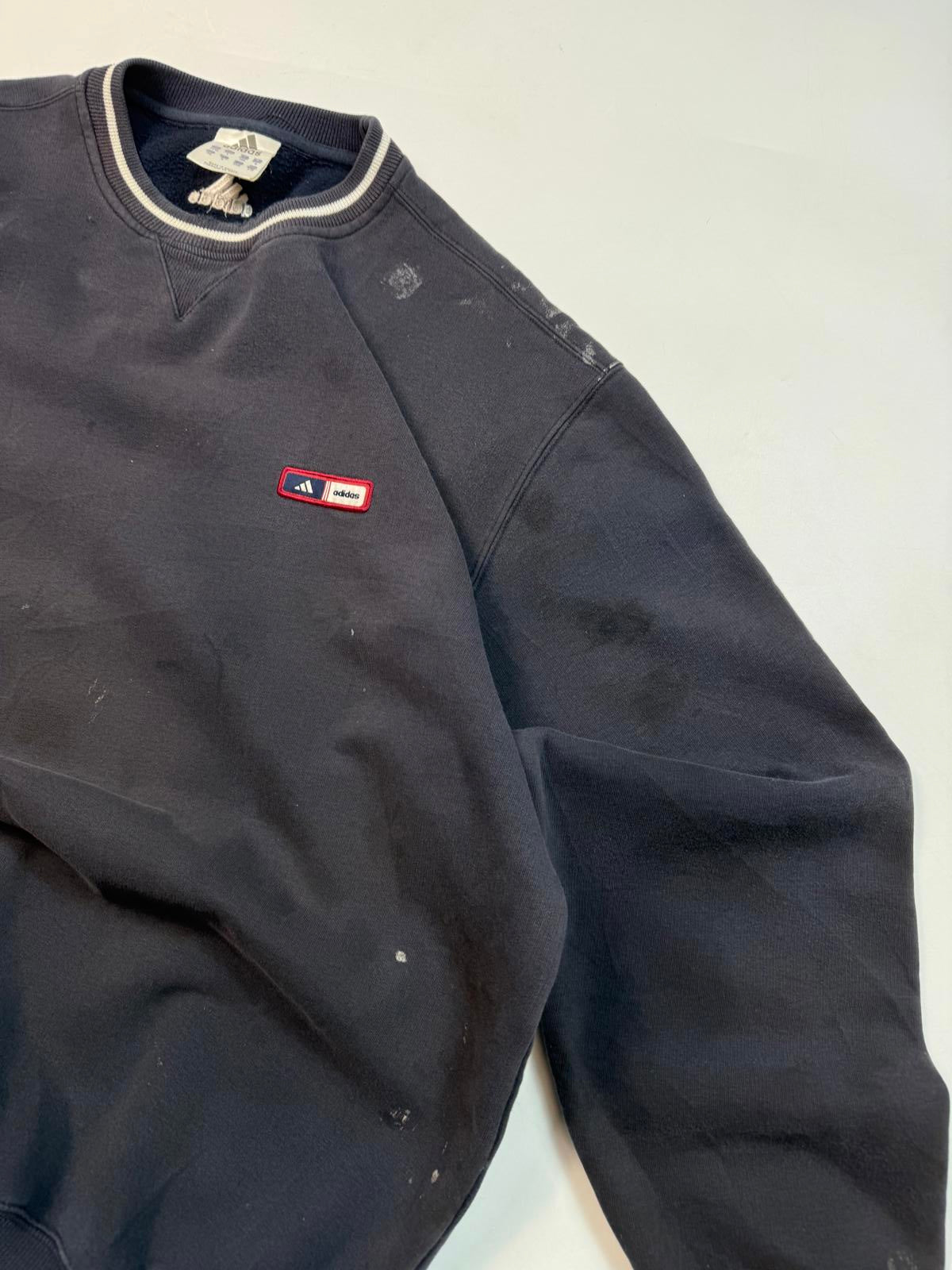 Vintage adidas small logo sweatshirt (L)