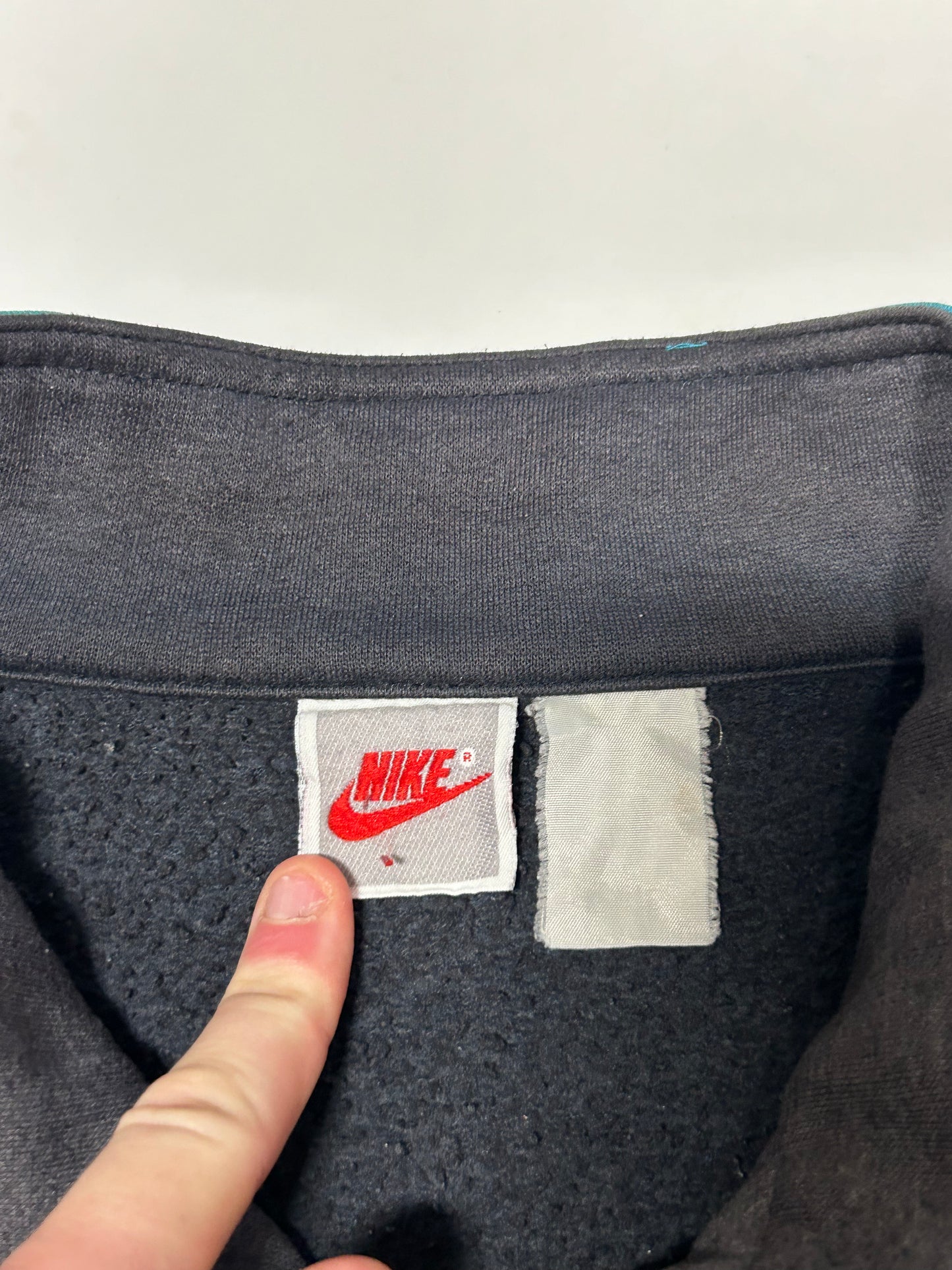 Vintage 90s Nike track top (M)