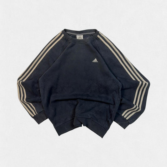 Vintage Adidas small logo sweatshirt (S)