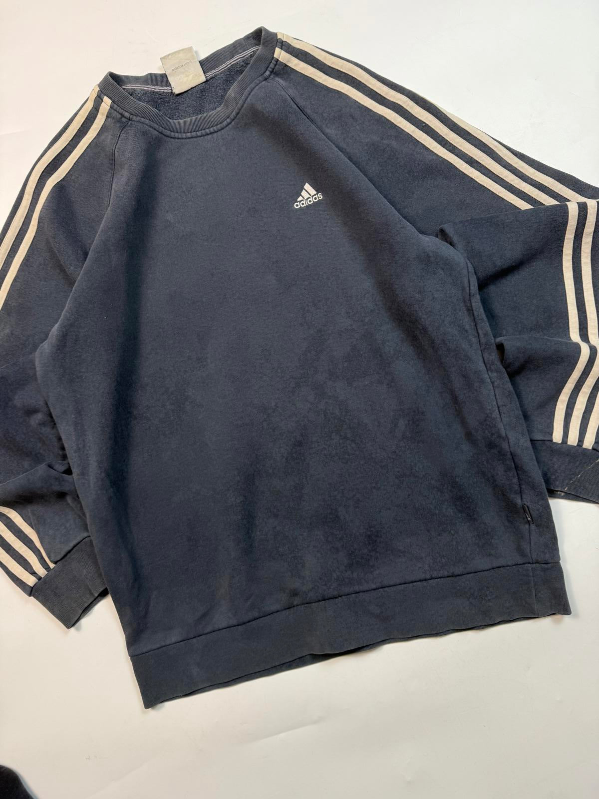 Vintage Adidas small logo sweatshirt (S)