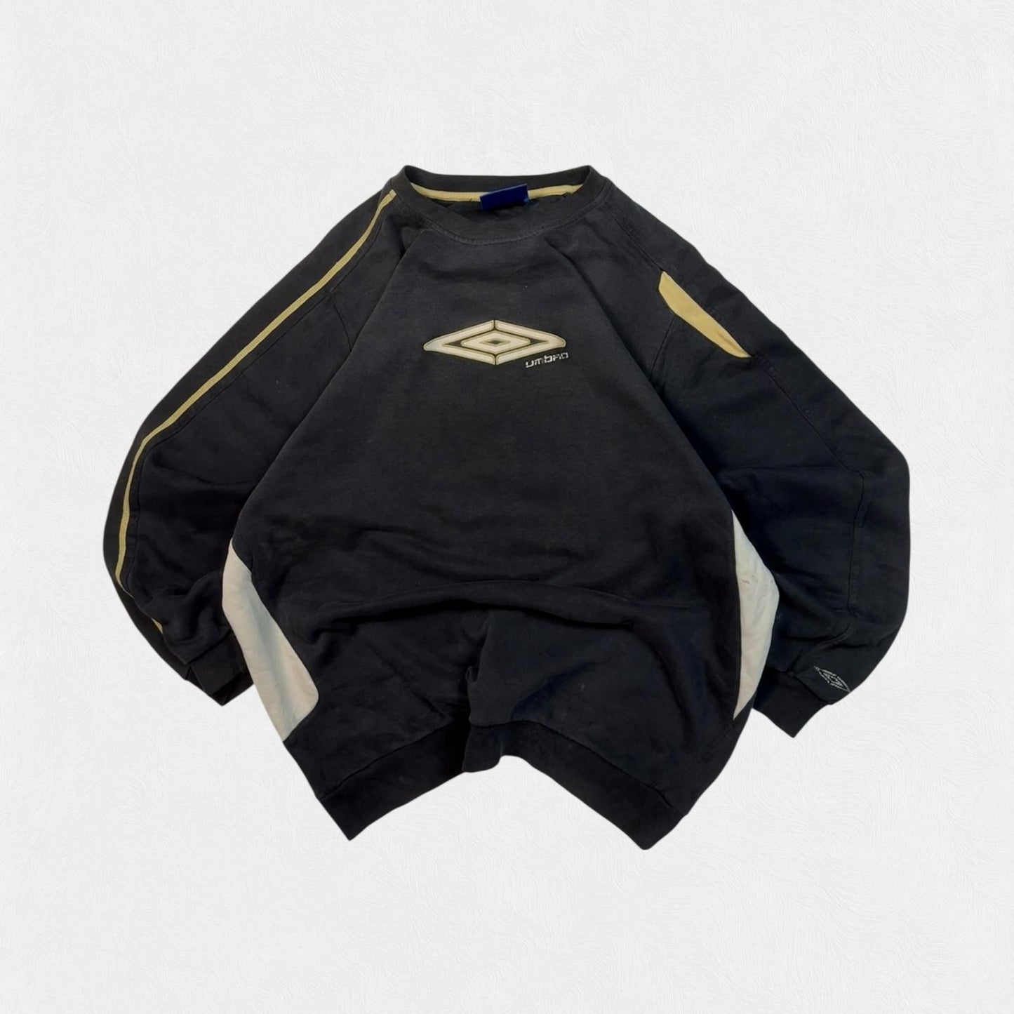 Vintage 90s Umbro centre logo sweatshirt (XL)