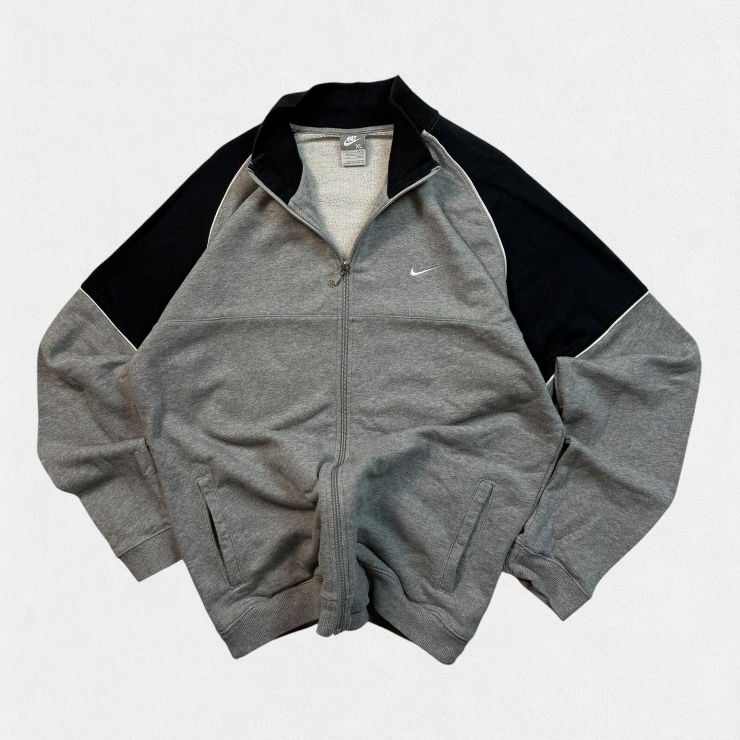 Vintage Nike full zip track top (XL)