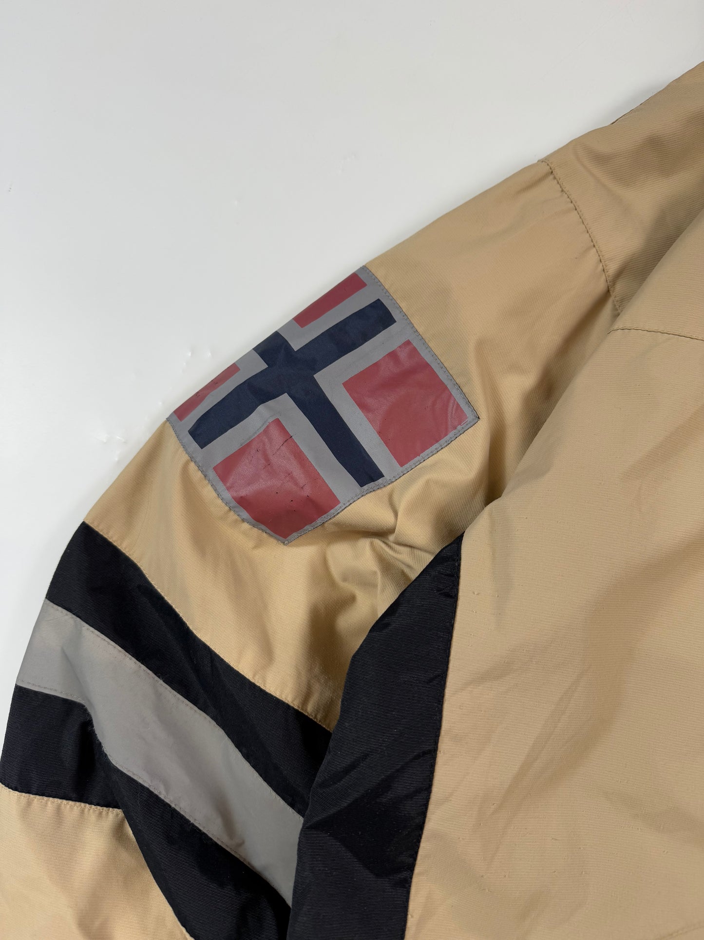 Vintage Napapijri geographic jacket (L)