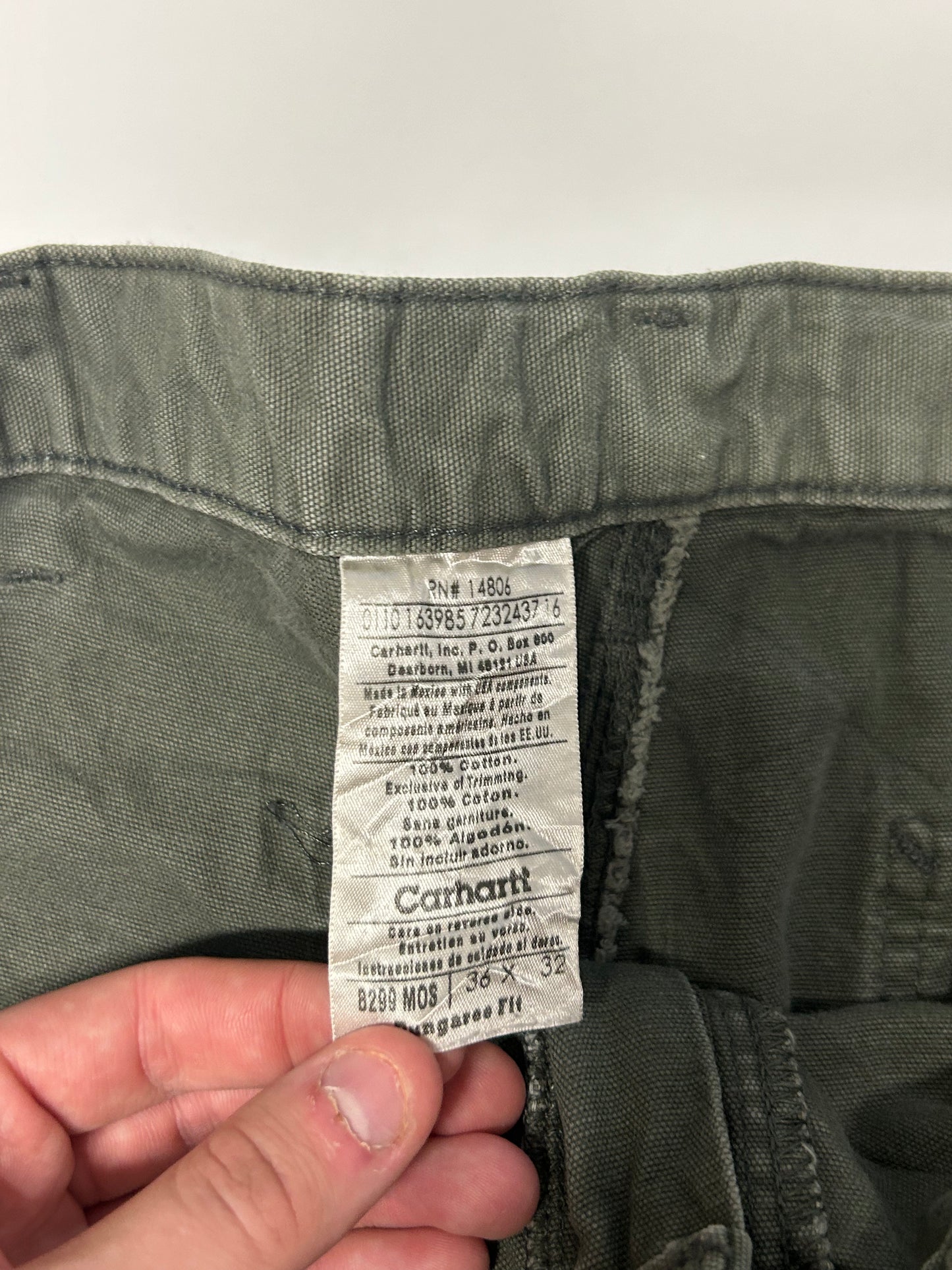 Vintage Carhartt carpenter pants (W36)