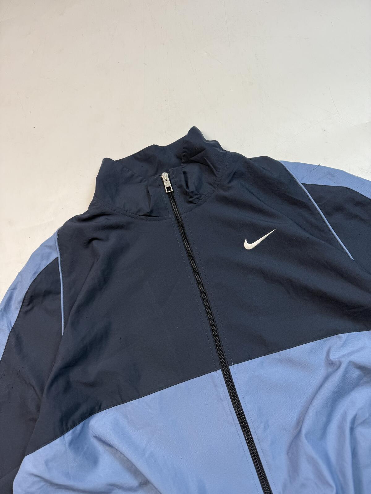 Vintage Nike mini swoosh track jacket (XL)