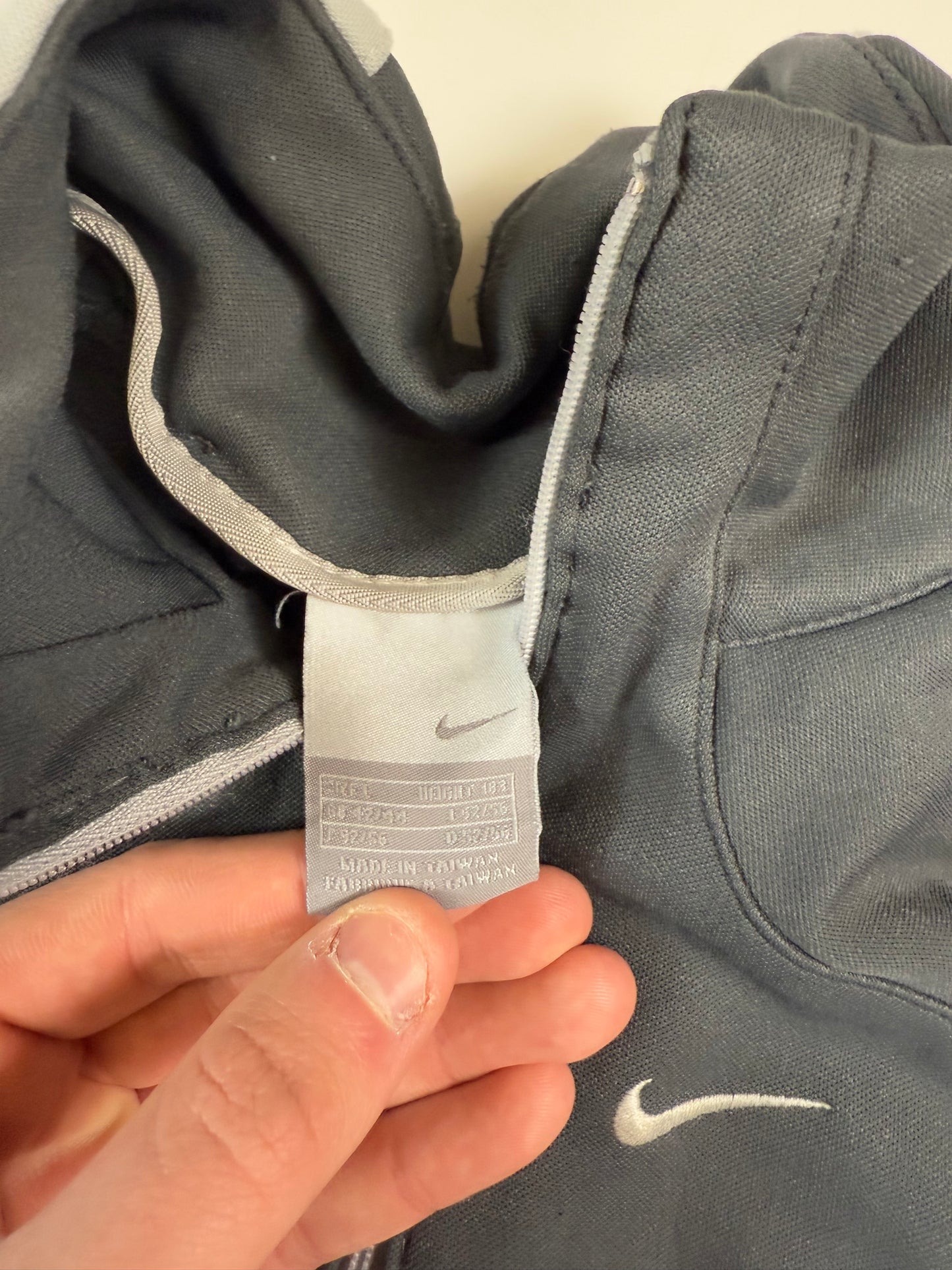 Vintage Nike quarter zip sweatshirt (L)