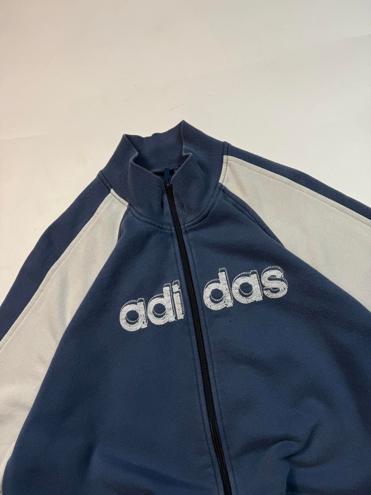 Vintage Adidas spell out track top (XL)