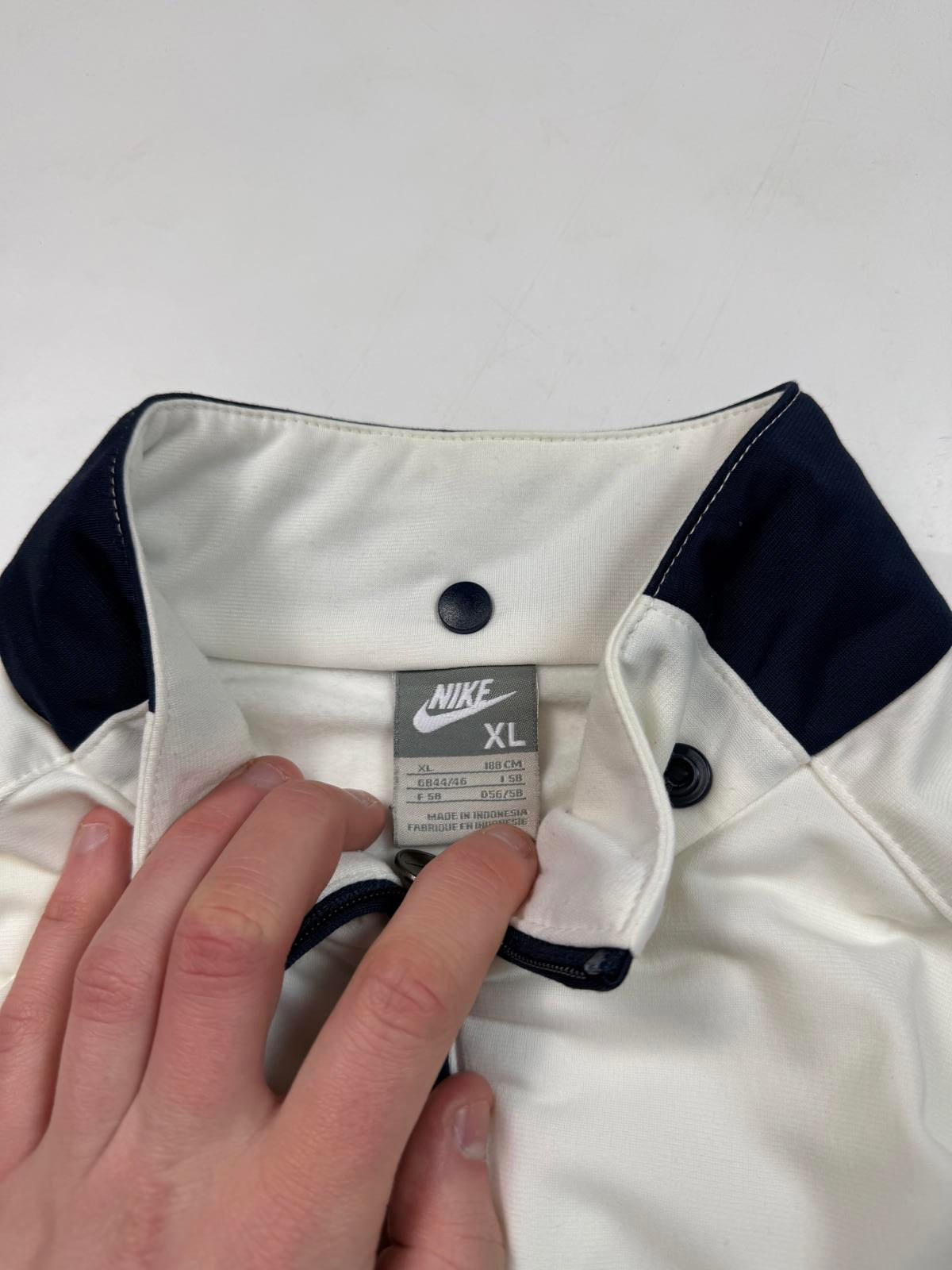 Vintage Nike mini swoosh track jacket (XL)