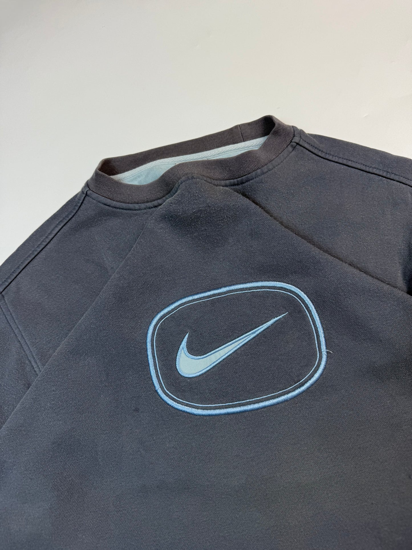 Vintage Nike centre swoosh sweatshirt (M)