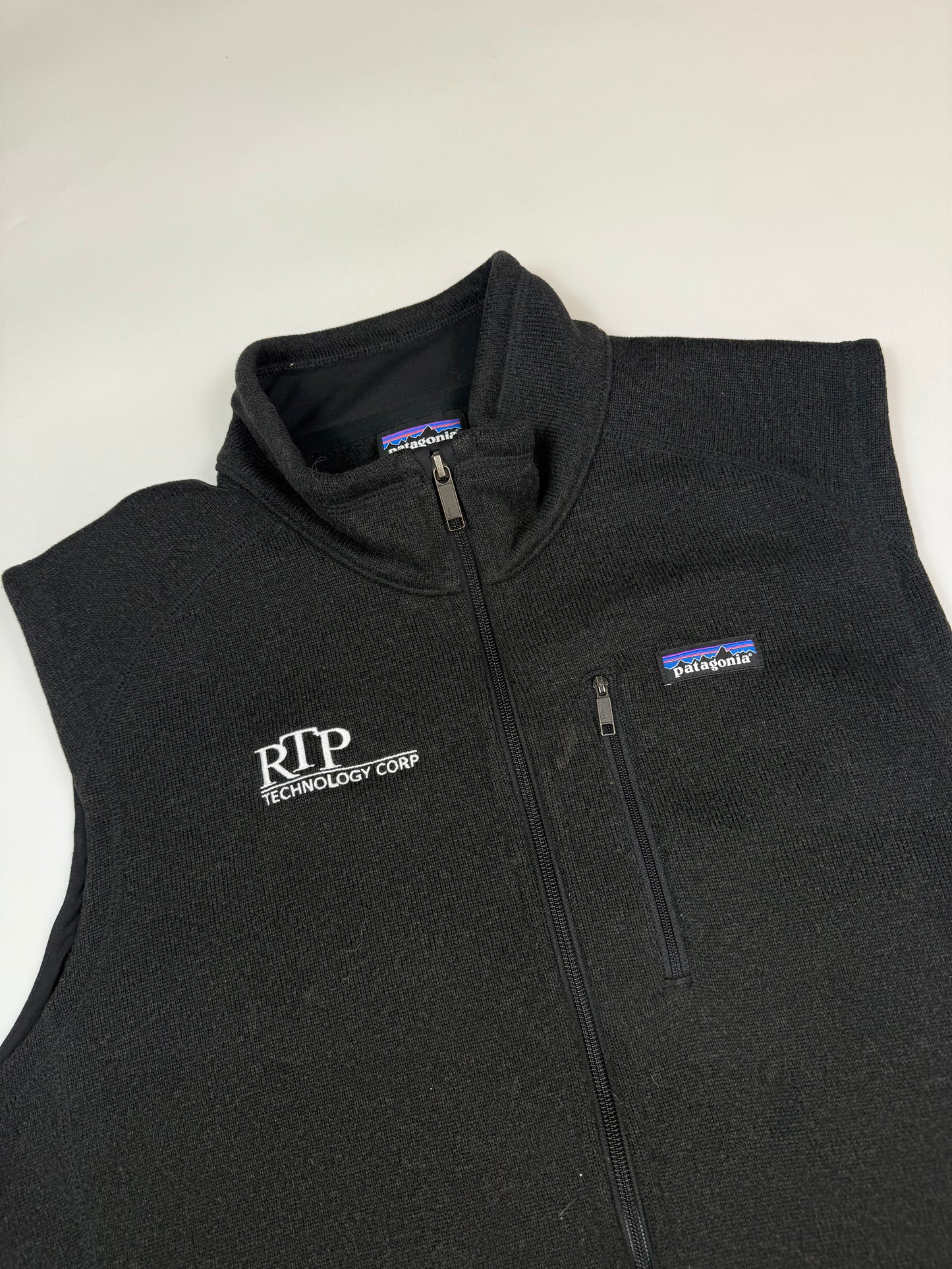 Patagonia full zip up fleece vest (XXL)