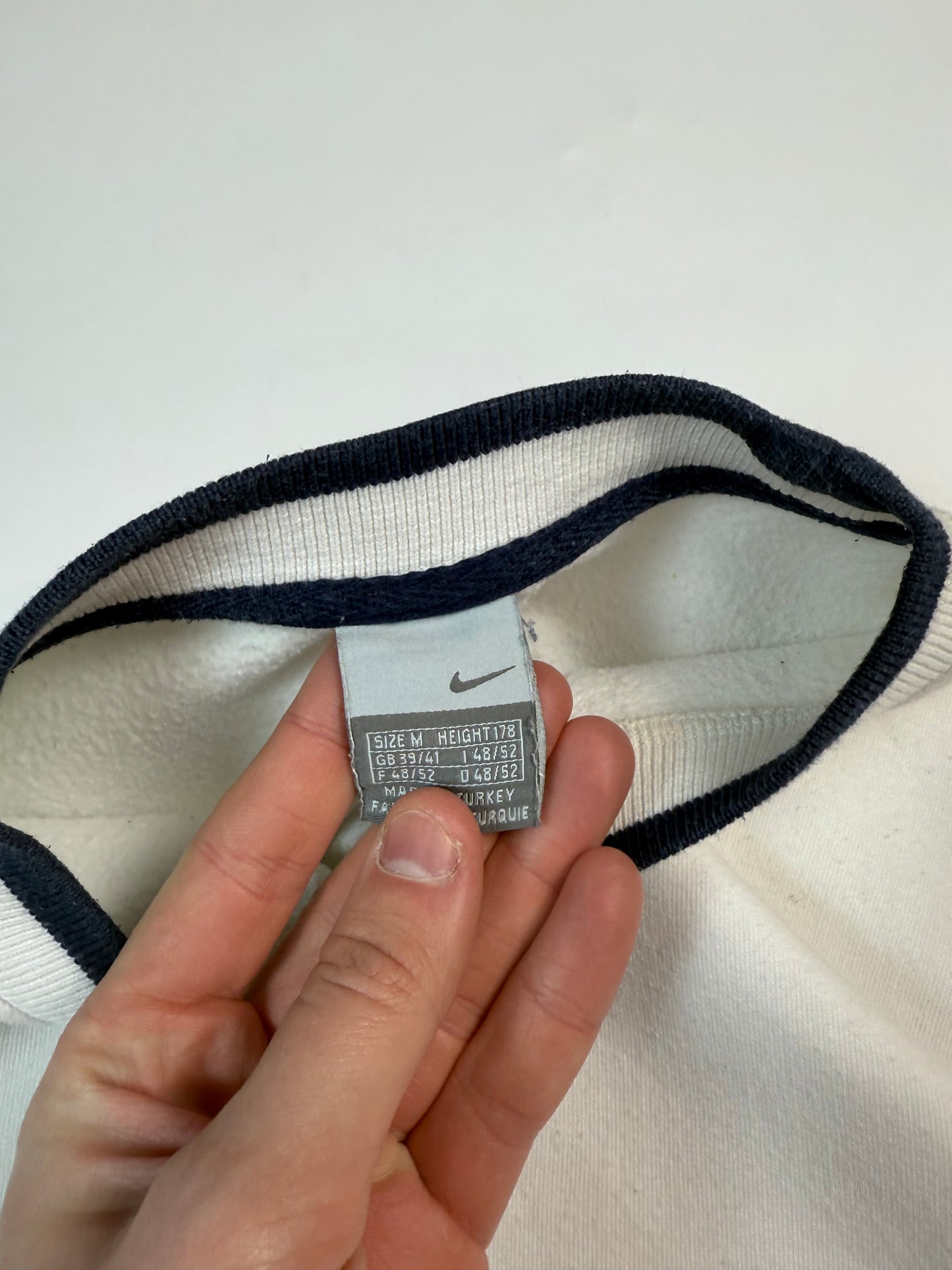 Vintage Nike centre swoosh sweatshirt (M)