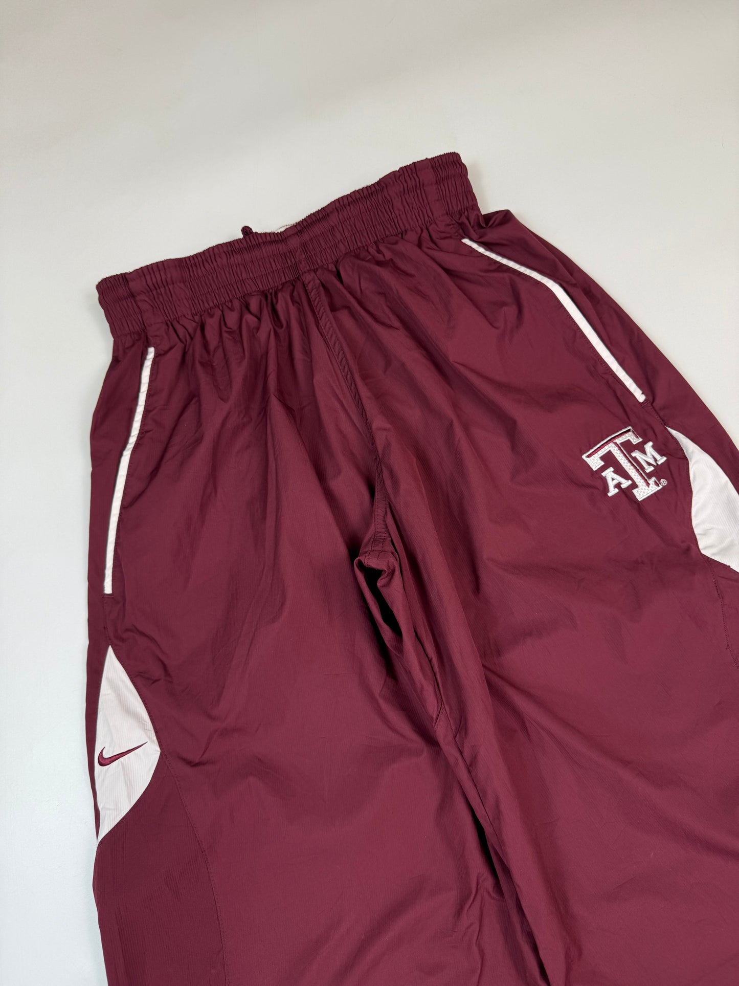 Vintage 90s Nike Texas A&M baggy track pants (S)