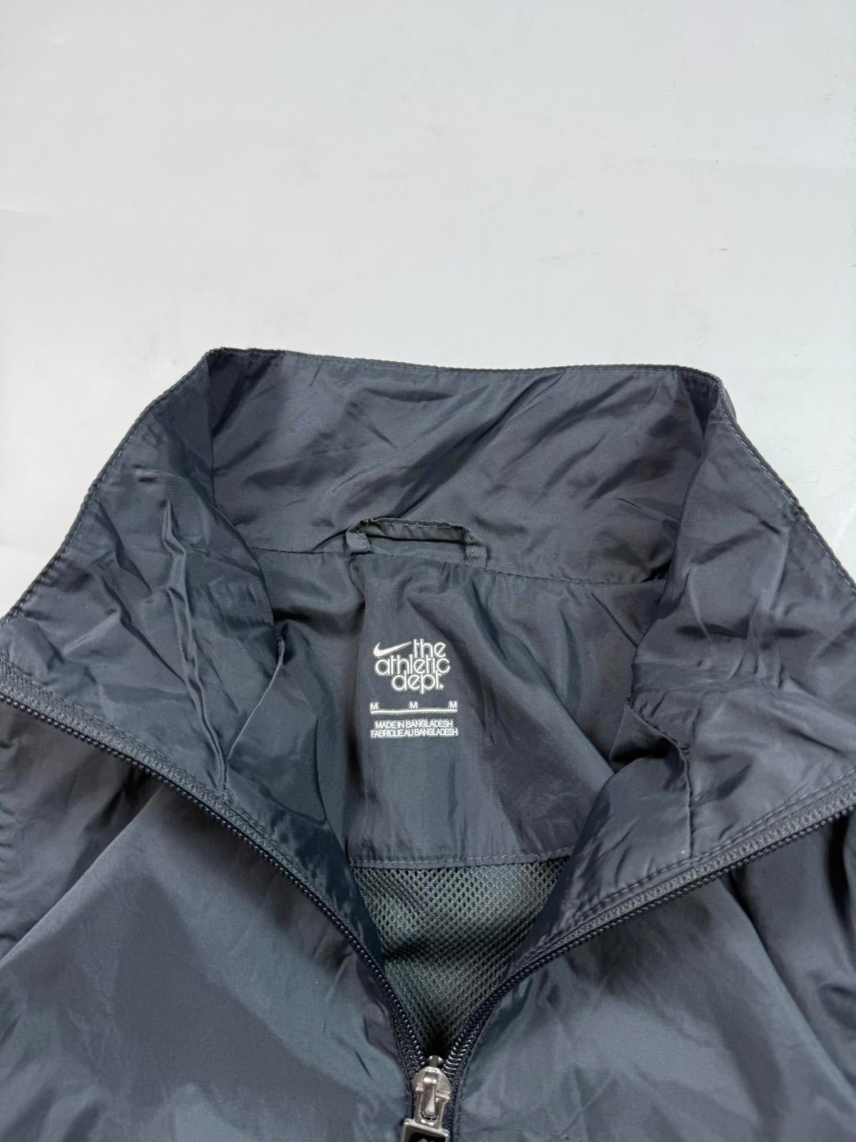 Vintage Nike mini swoosh track jacket (M)