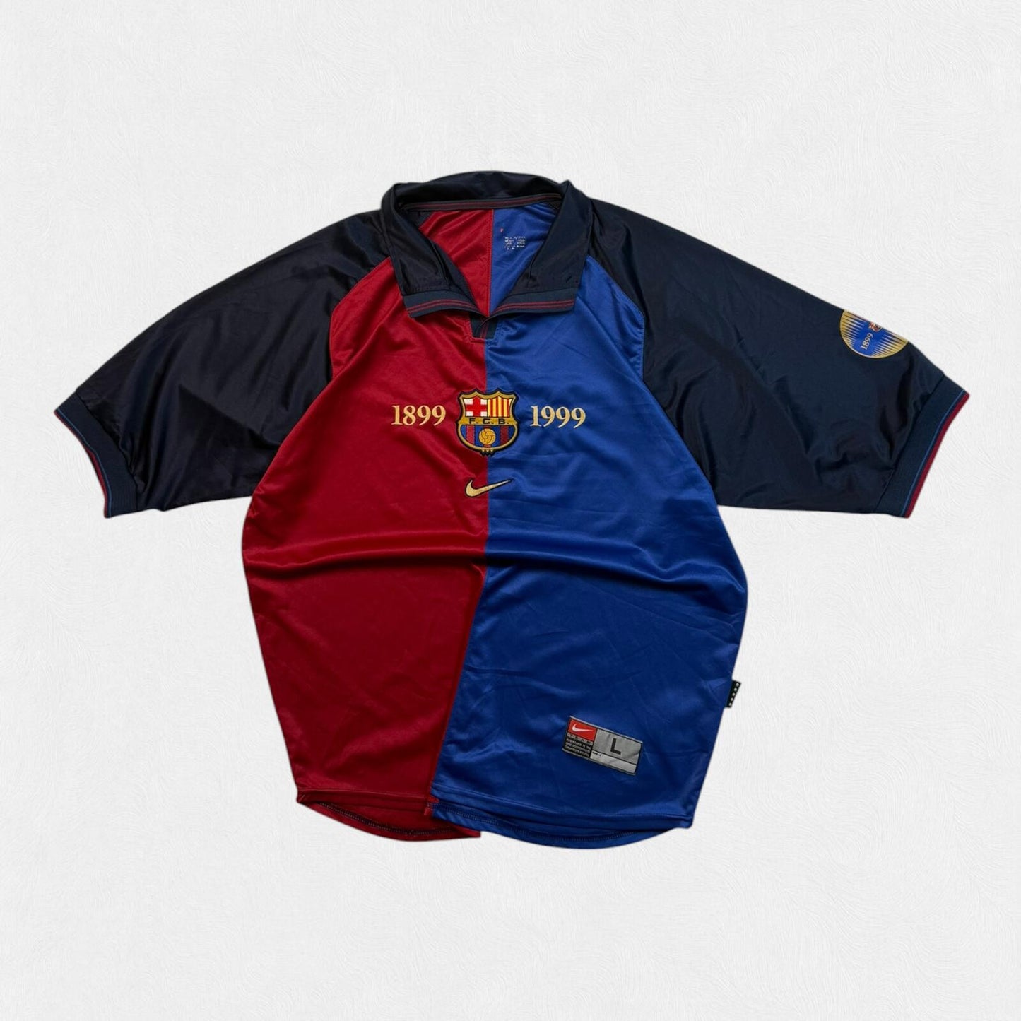 Vintage Barcelona 1999/00 Nike home football shirt (L)