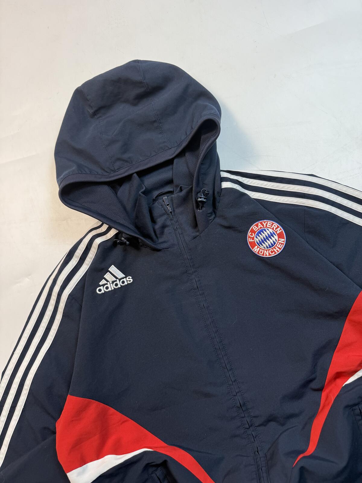Vintage Bayern Munich 2007/08 Adidas hooded track jacket (L)