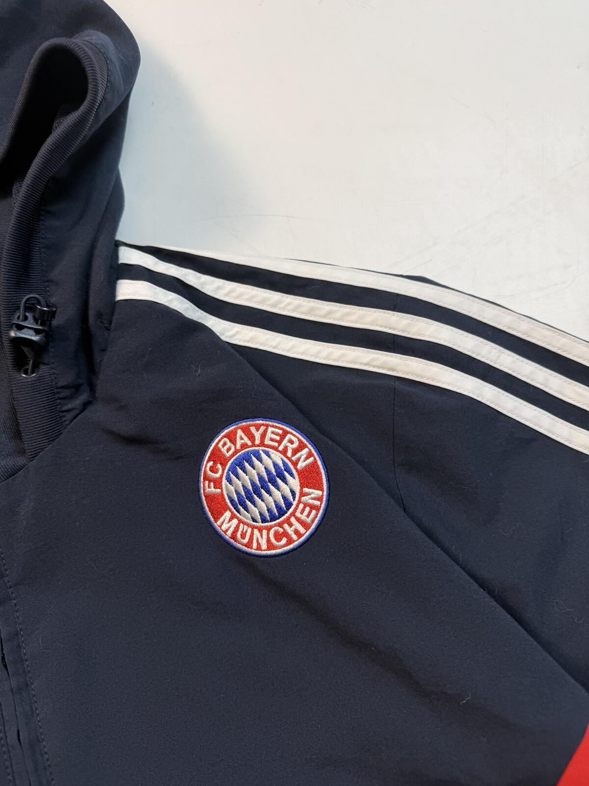 Vintage Bayern Munich 2007/08 Adidas hooded track jacket (L)