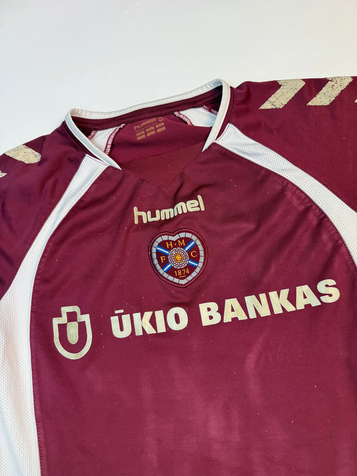 Vintage Hearts 2006/07 Hummel football shirt (S)