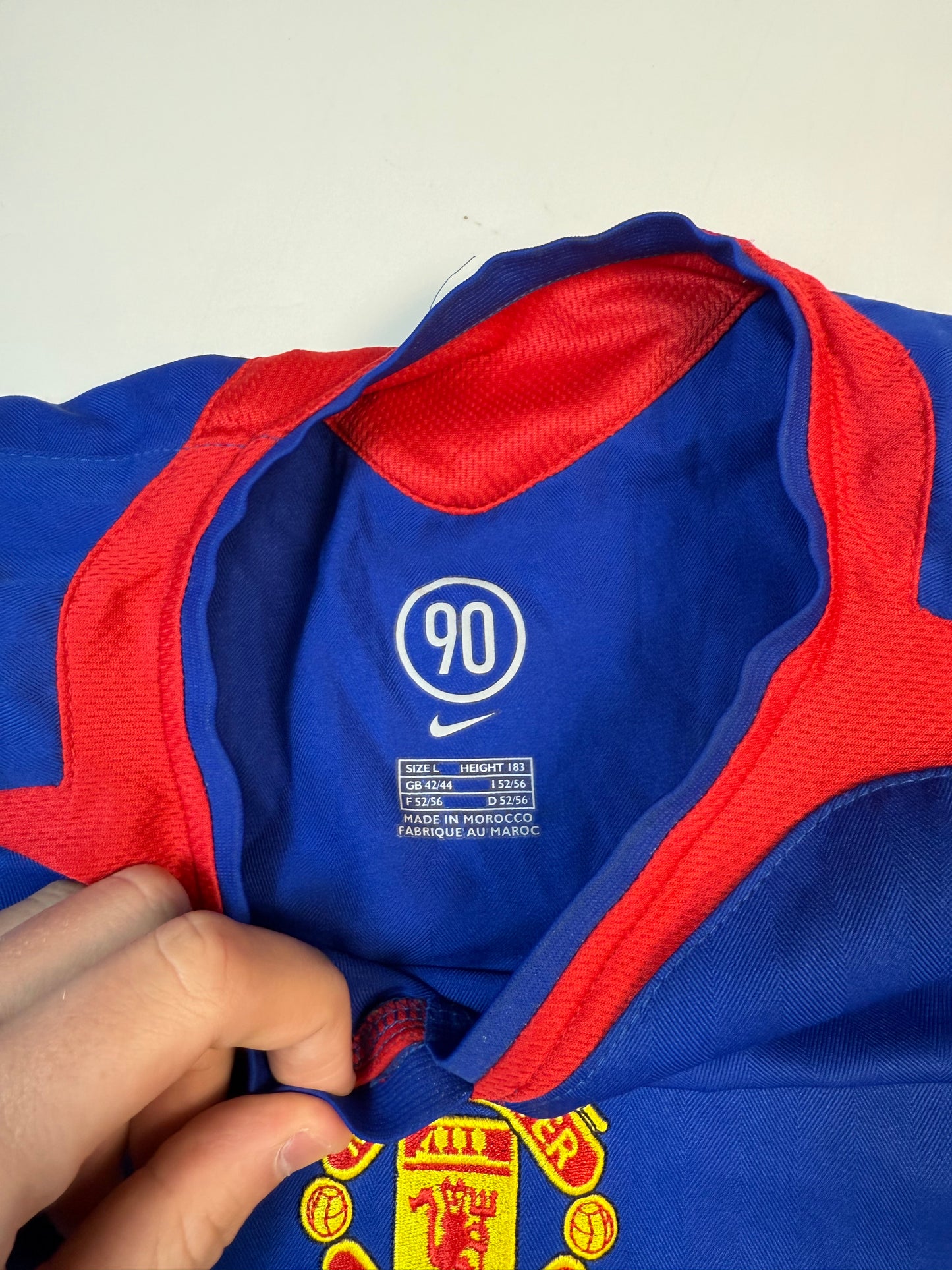 Vintage Manchester United 2005/06 Nike away football shirt (L)