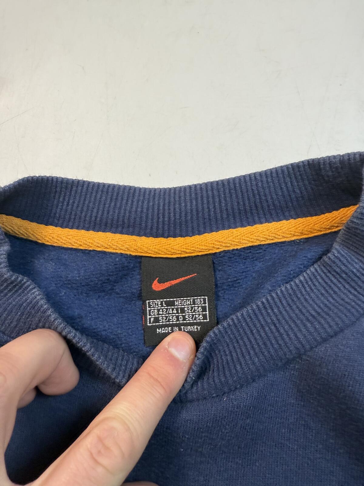 Vintage 90s Nike spell out sweatshirt (L)