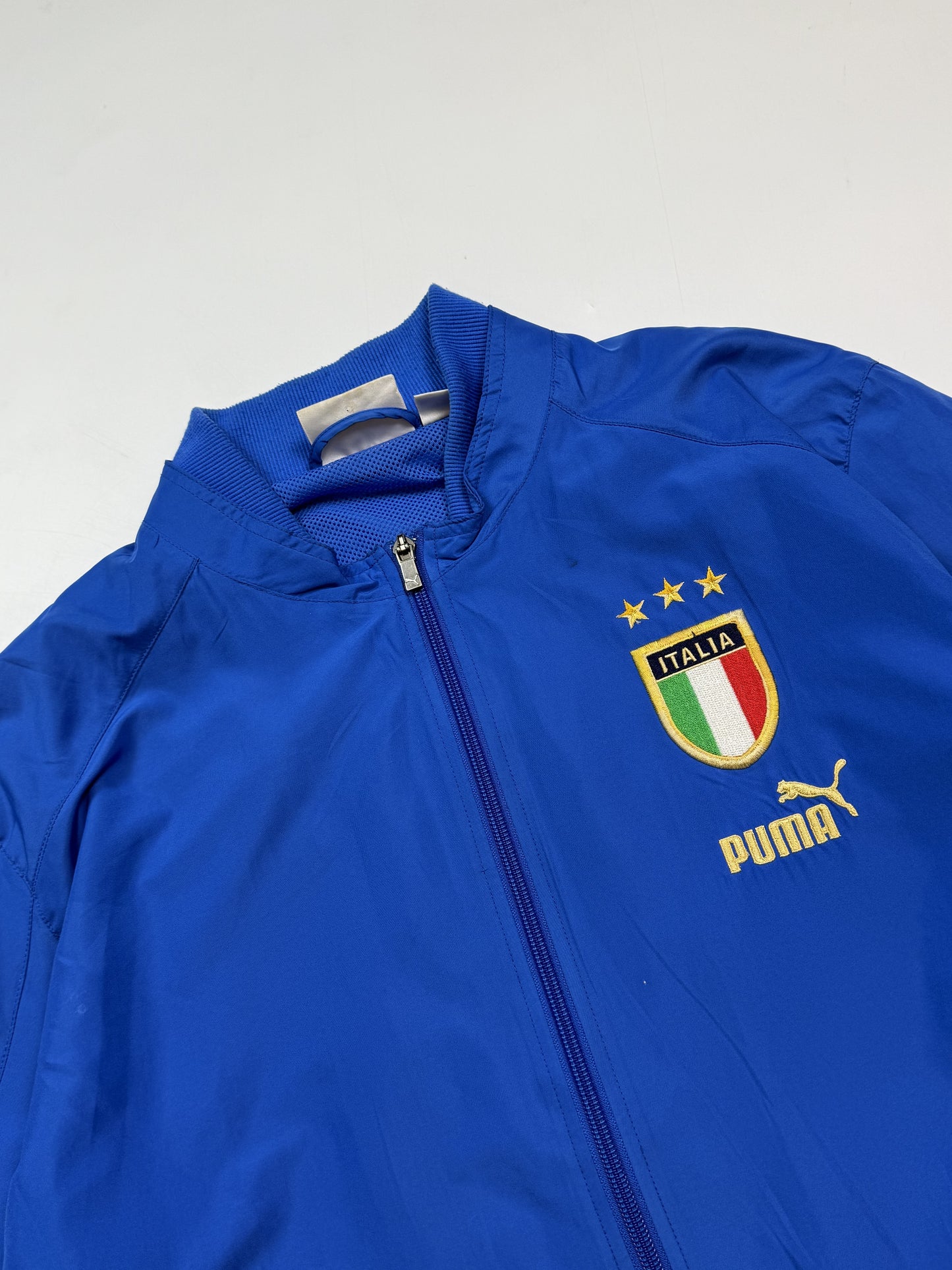 Italy 2004-06 Puma football track jacket (M)