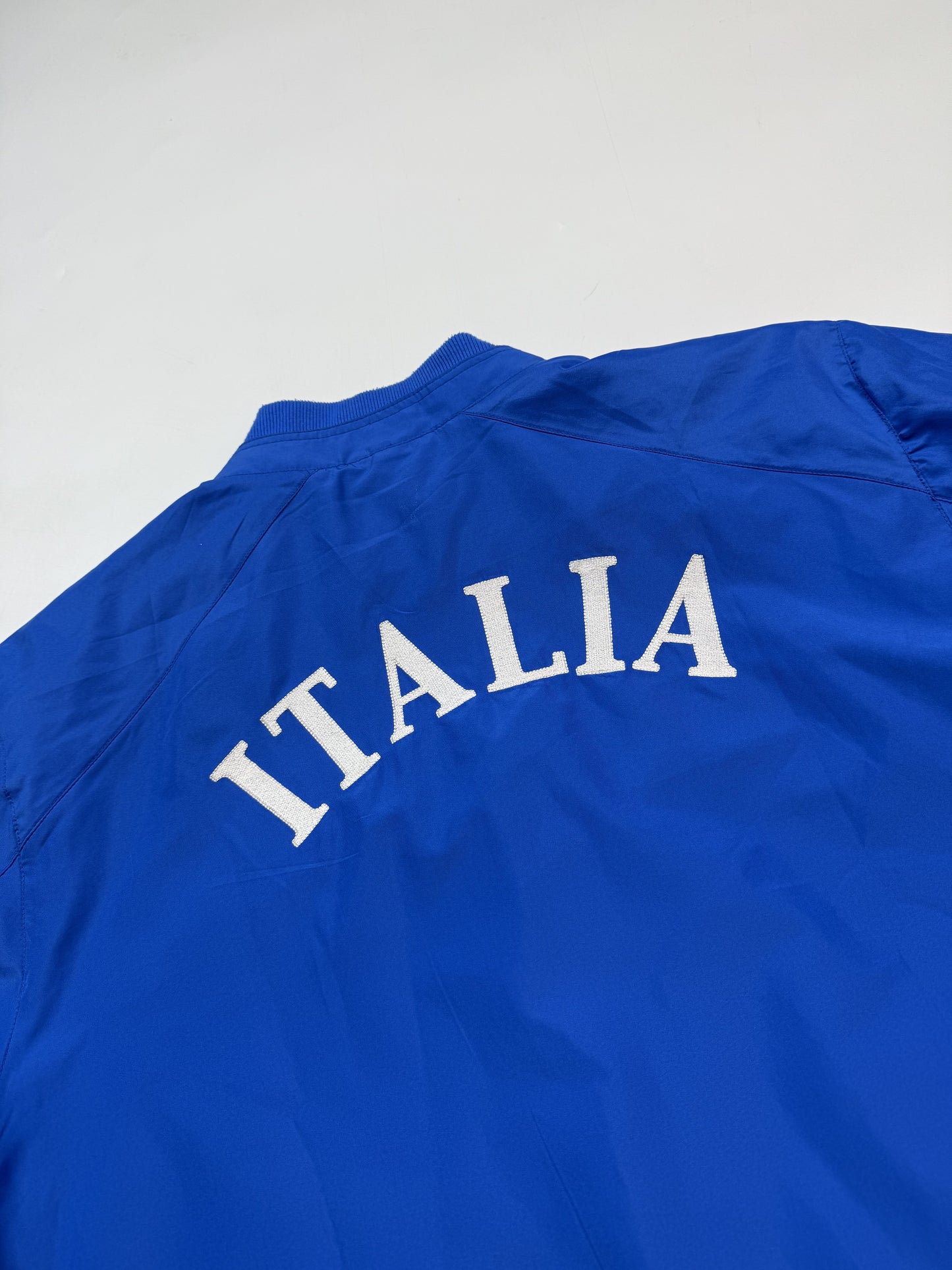 Italy 2004-06 Puma football track jacket (M)
