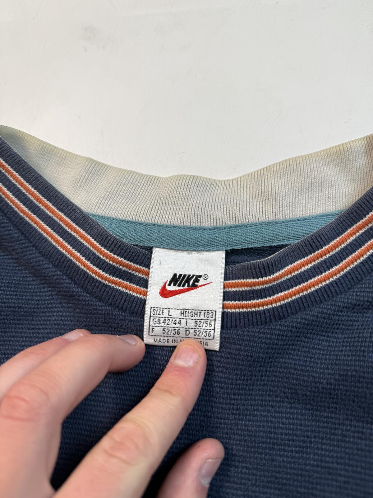 Vintage 90s Nike spell out sweatshirt (L)
