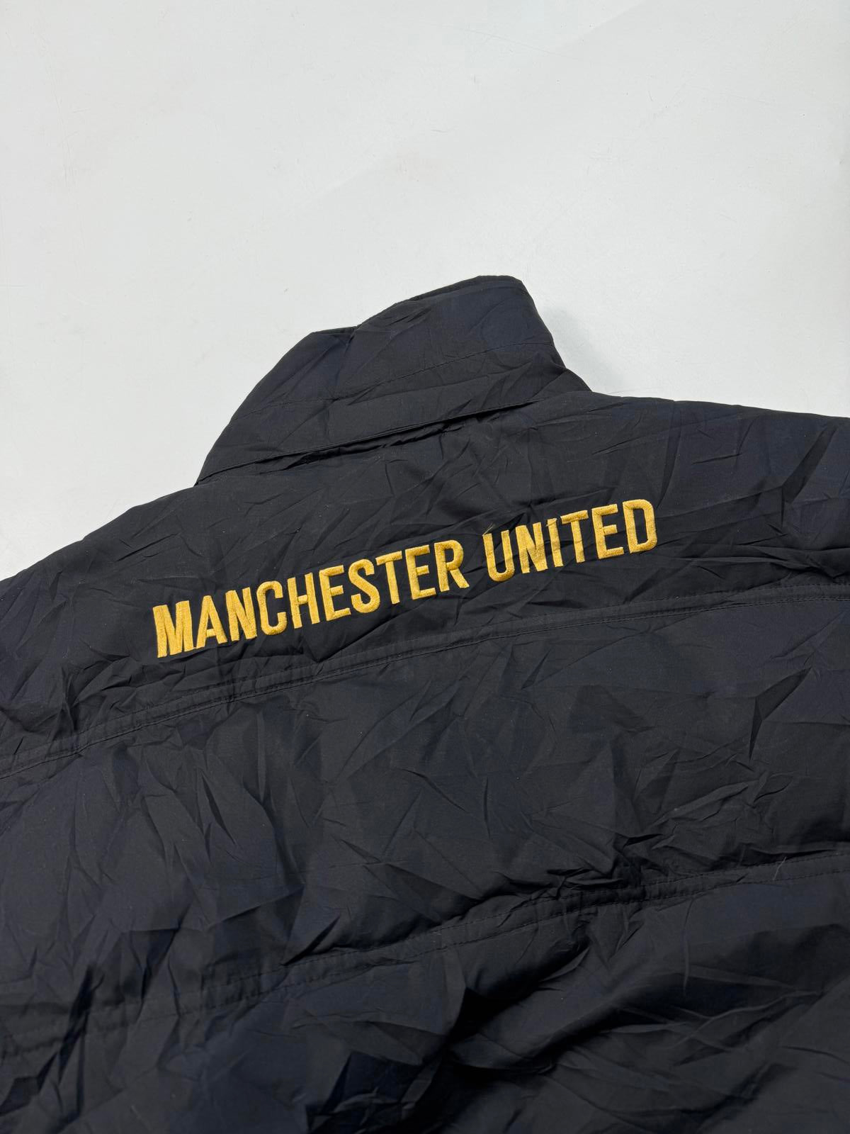 Vintage 2000s Manchester United Nike football puffer jacket (M)