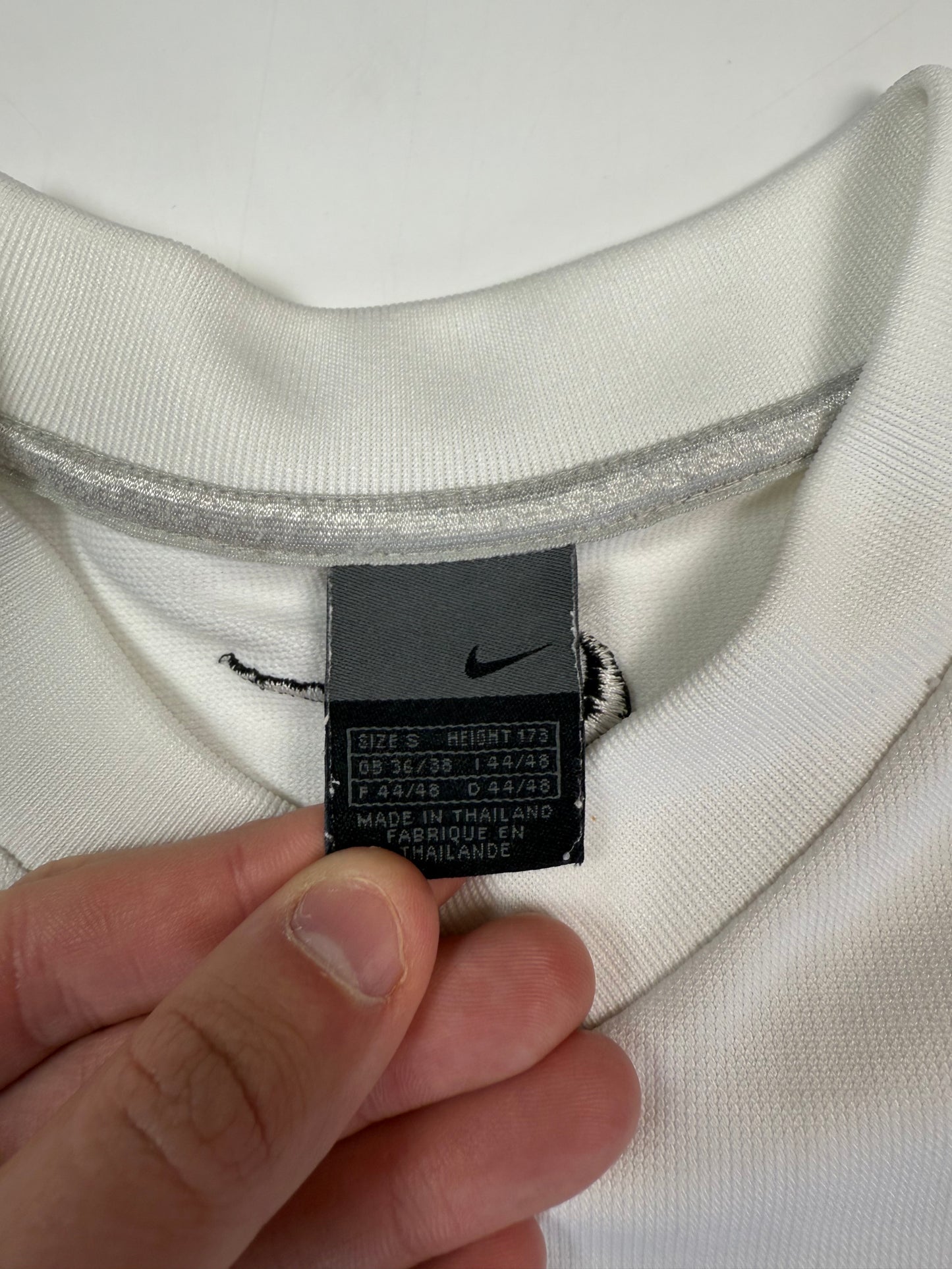 Vintage Nike shield football centre swoosh tee (S)