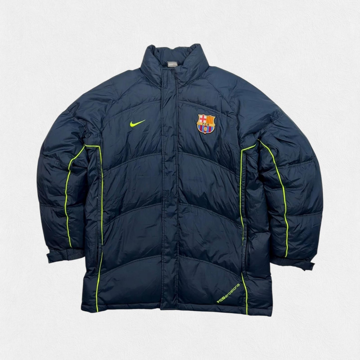 Vintage 2000s Barcelona Nike football puffer jacket (XL)