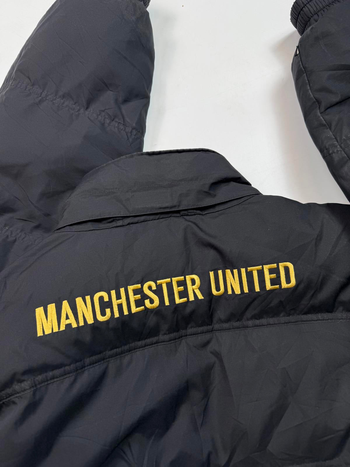 Vintage Manchester United Nike football puffer jacket (XL)