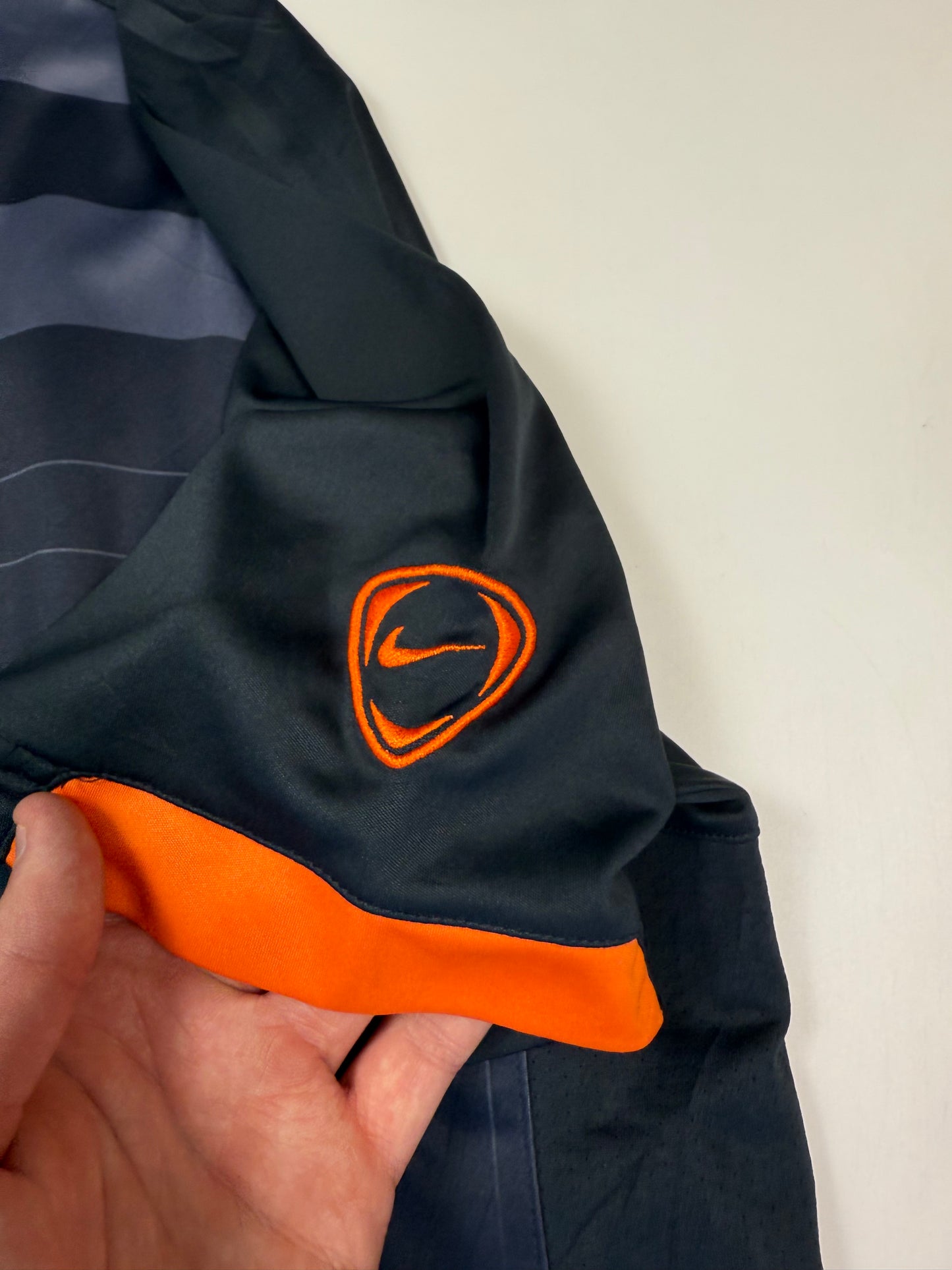 Vintage Nike T90 Total 90 all over print tee (L)