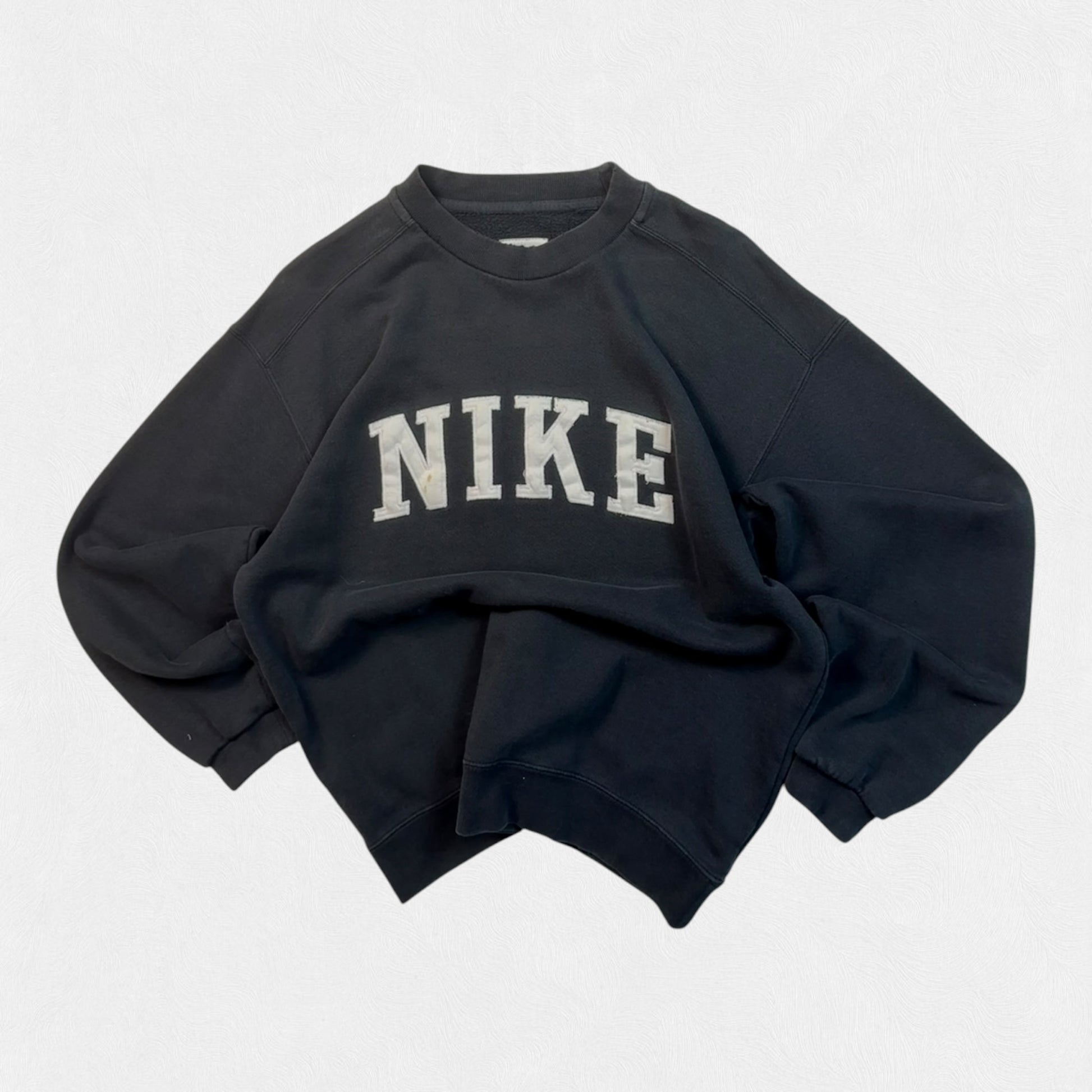 Vintage 90s Nike spell out sweatshirt (S)