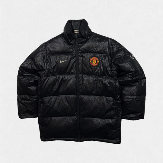 Vintage Manchester United Nike football puffer jacket (XL)