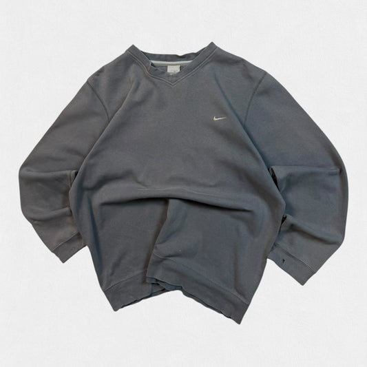 Vintage Nike mini swoosh sweatshirt (M)