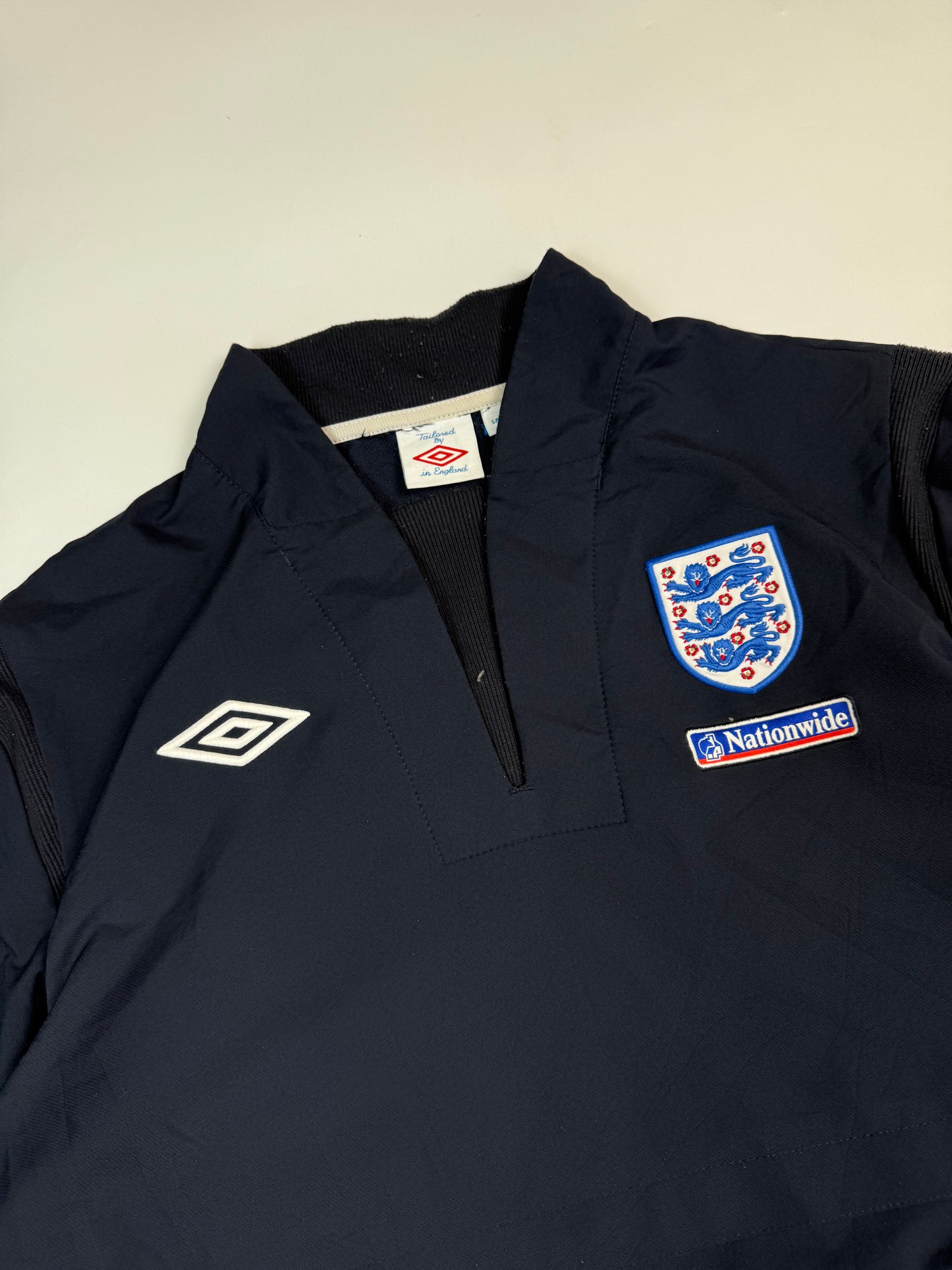 England 2009/10 Umbro football drill top (L)