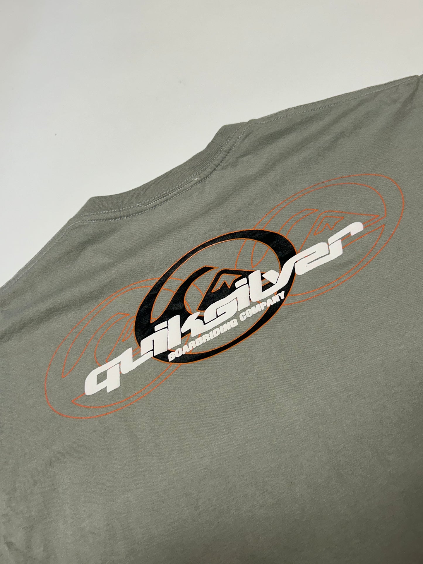 Quiksilver graphic tee (XL)